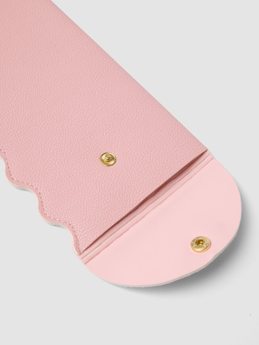 Pink Case with Wavy Edge_2
