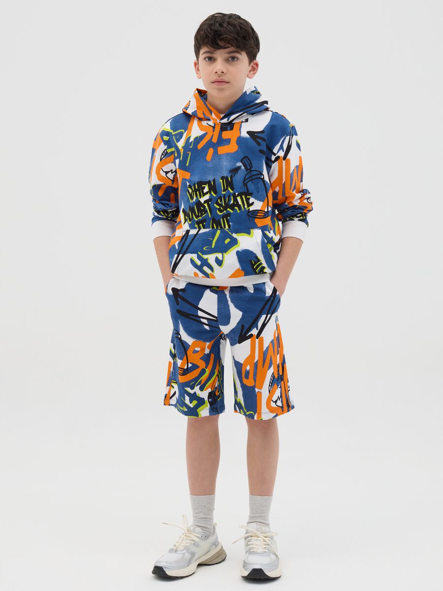 Bermuda shorts with drawstring and graffiti-style print_0