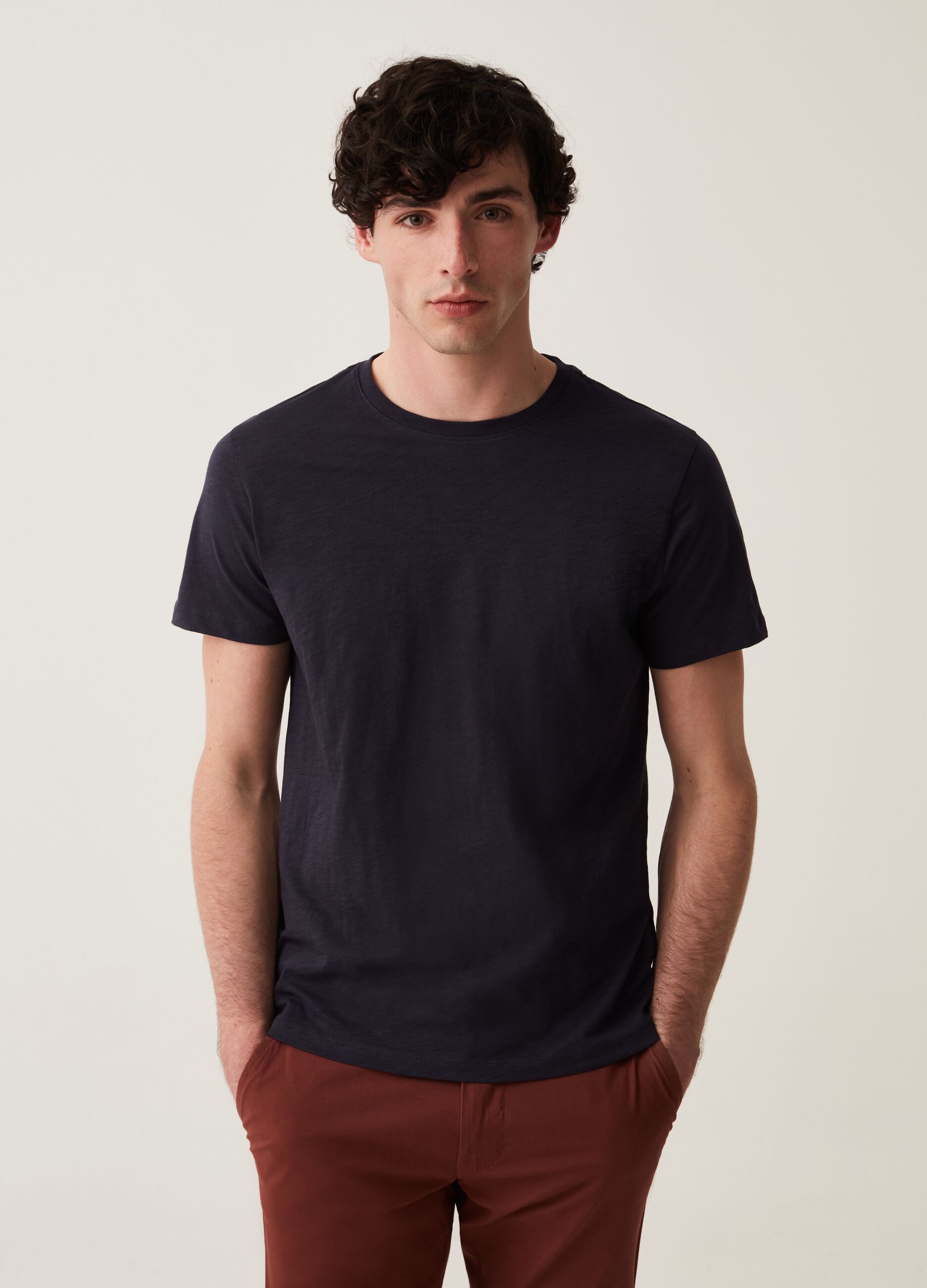 Round-neck T-shirt in jersey slub