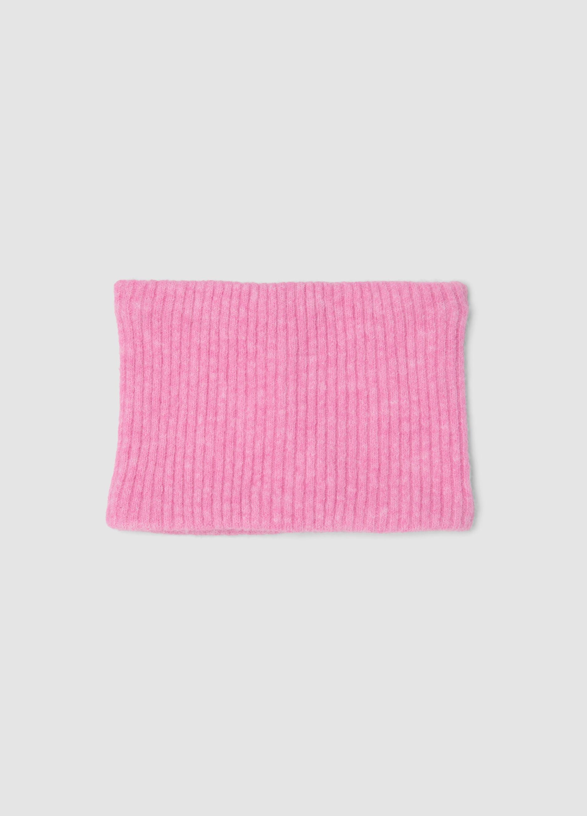 Scaldacollo rosa in lana elasticizzata a coste