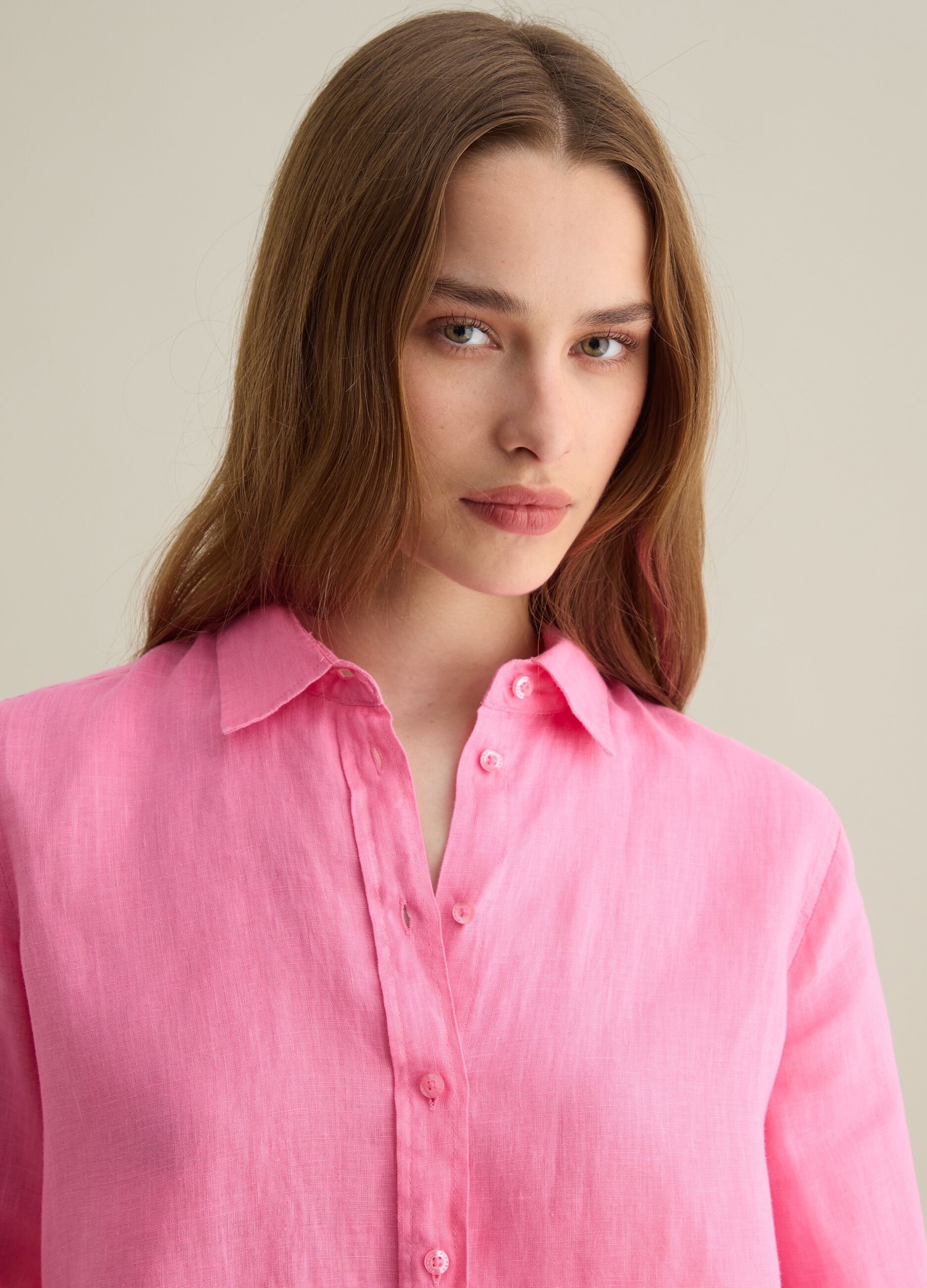 Camicia regular fit in lino rosa