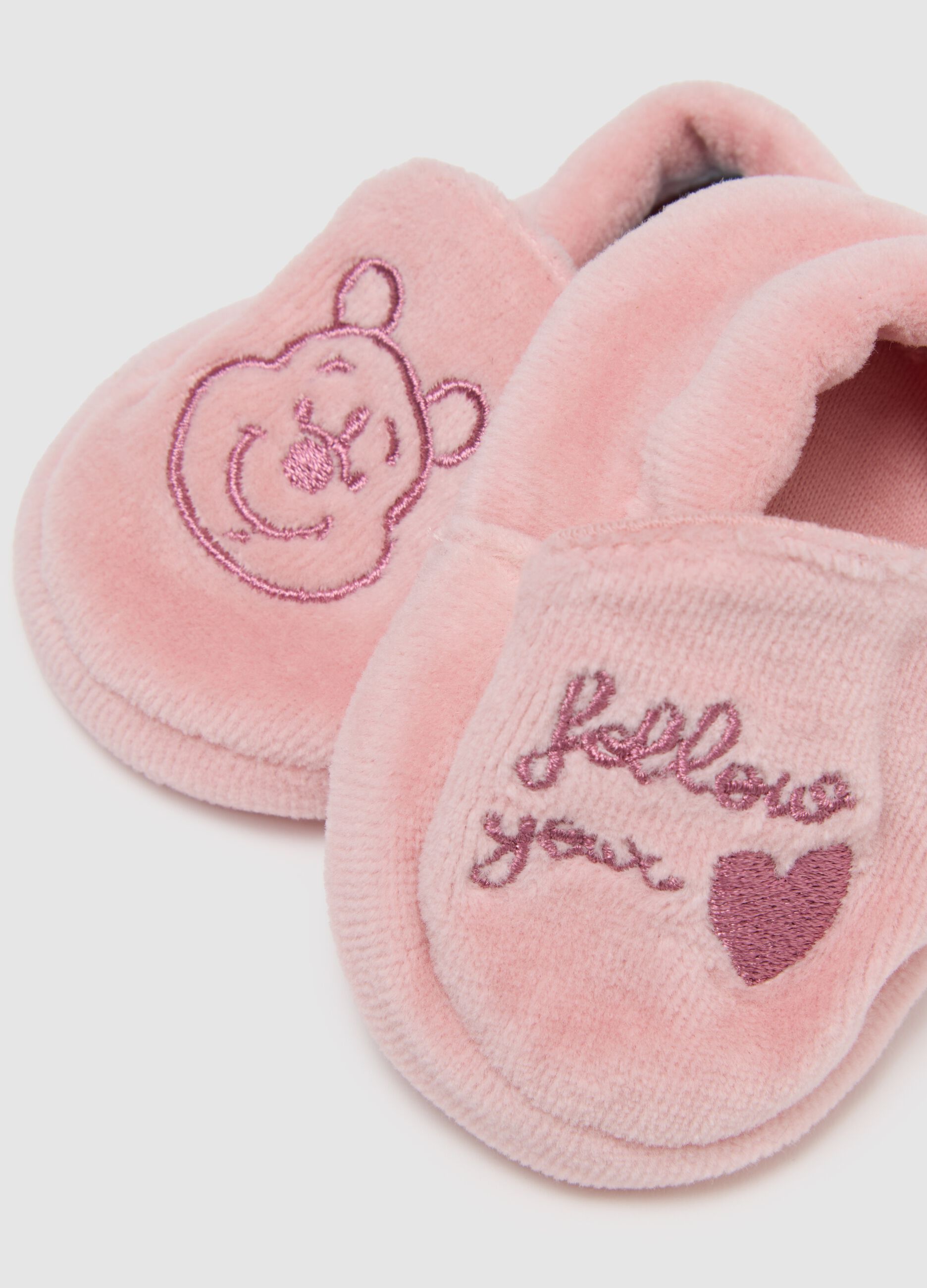 Pink cotton hat and booties for newborn girl
