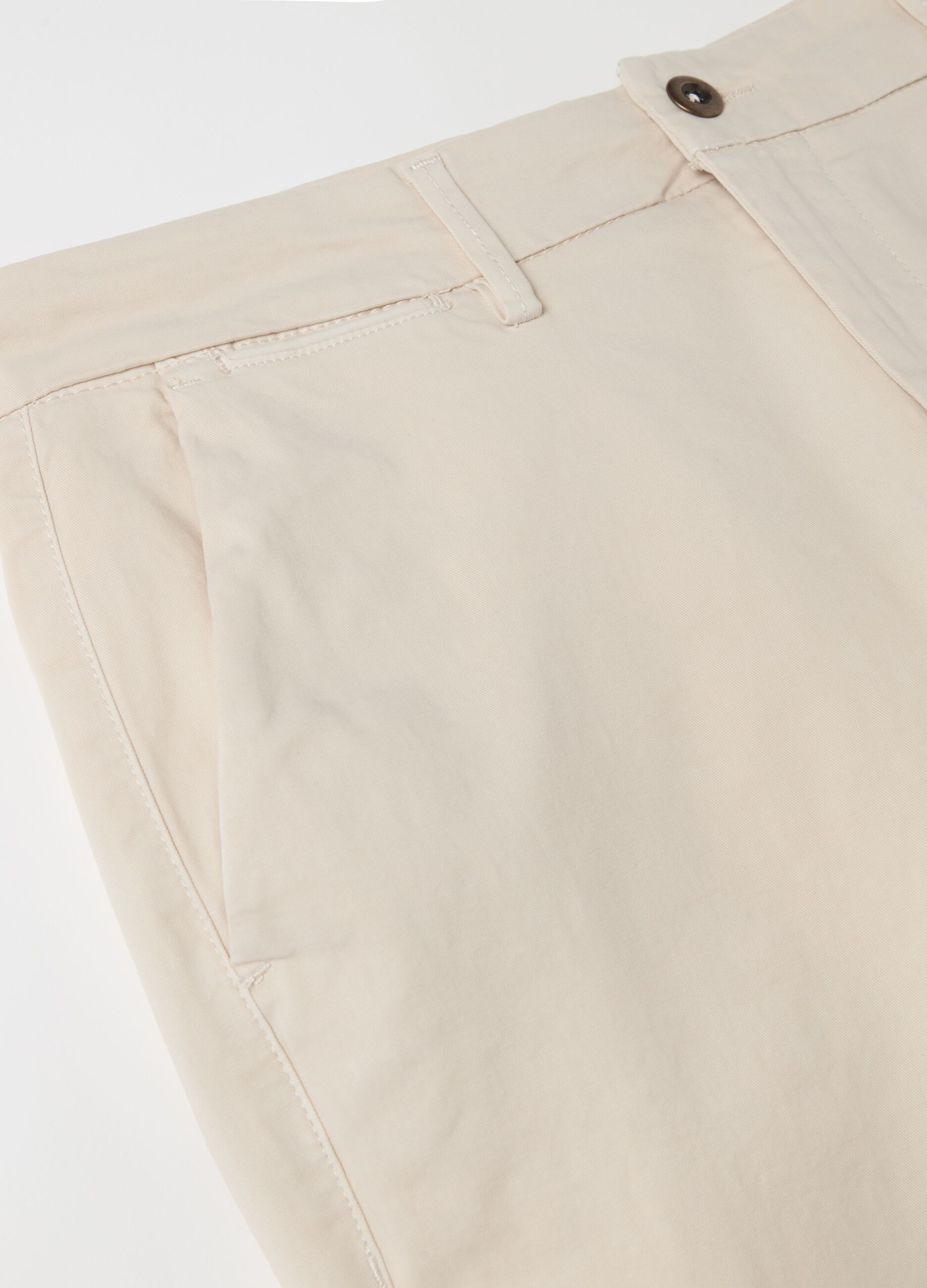 Pantalone chino slim fit in cotone stretch