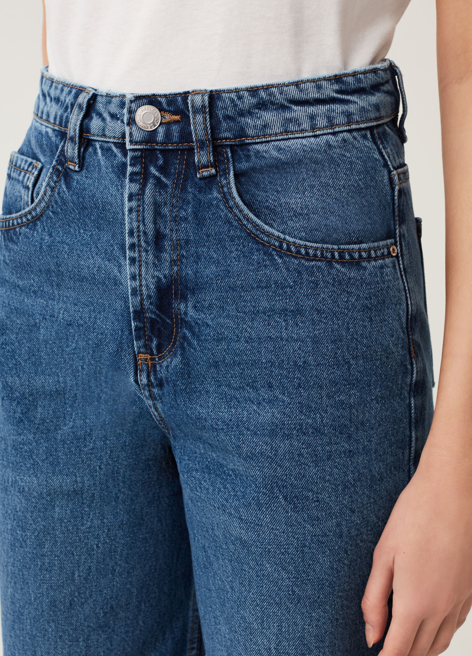 Wide-leg premium jeans