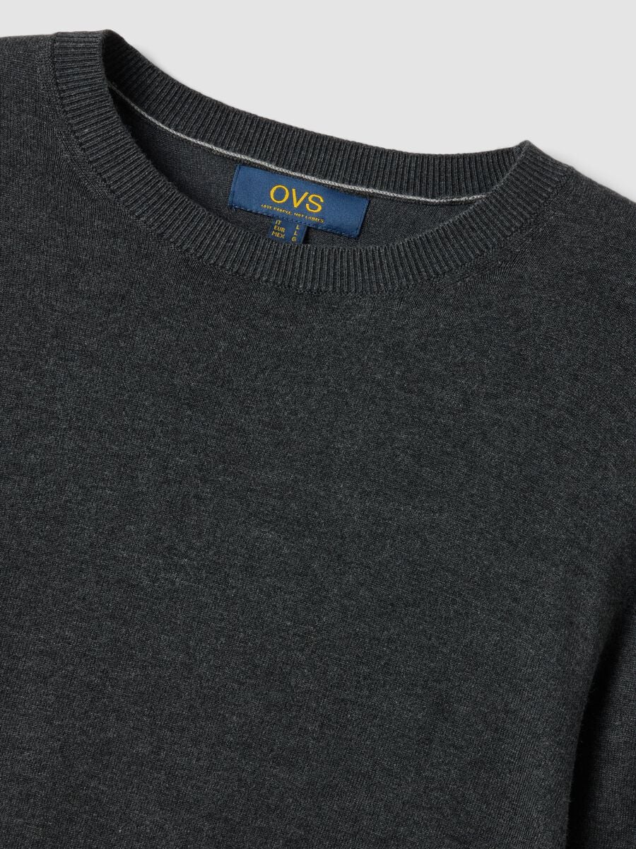 Maglia girocollo grigia in misto viscosa regular fit_2