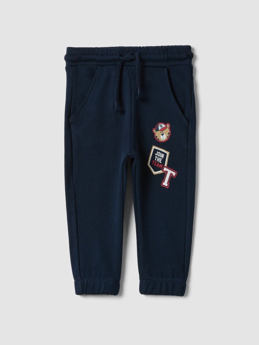Pantaloni jogger blu in puro cotone con stampa orsetto regular fit per bimbo_0