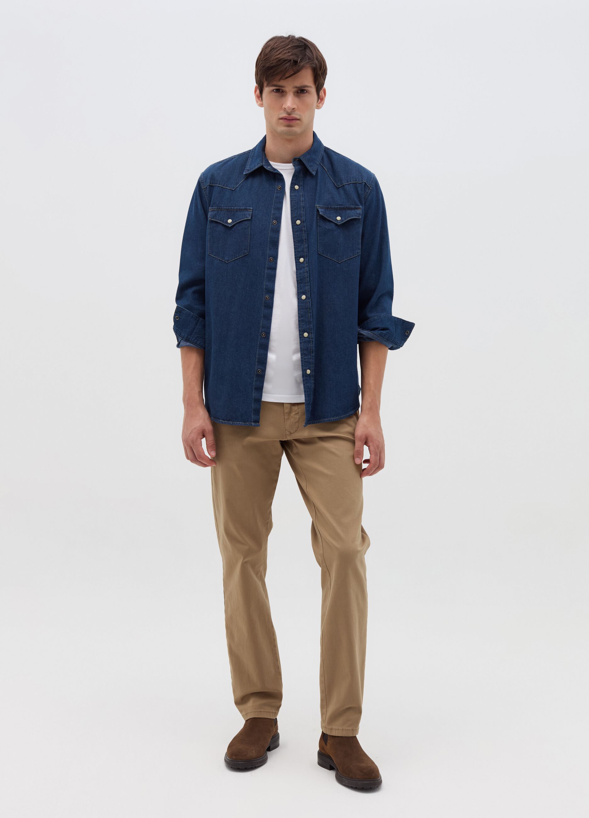 Regular-fit chino trousers in stretch cotton