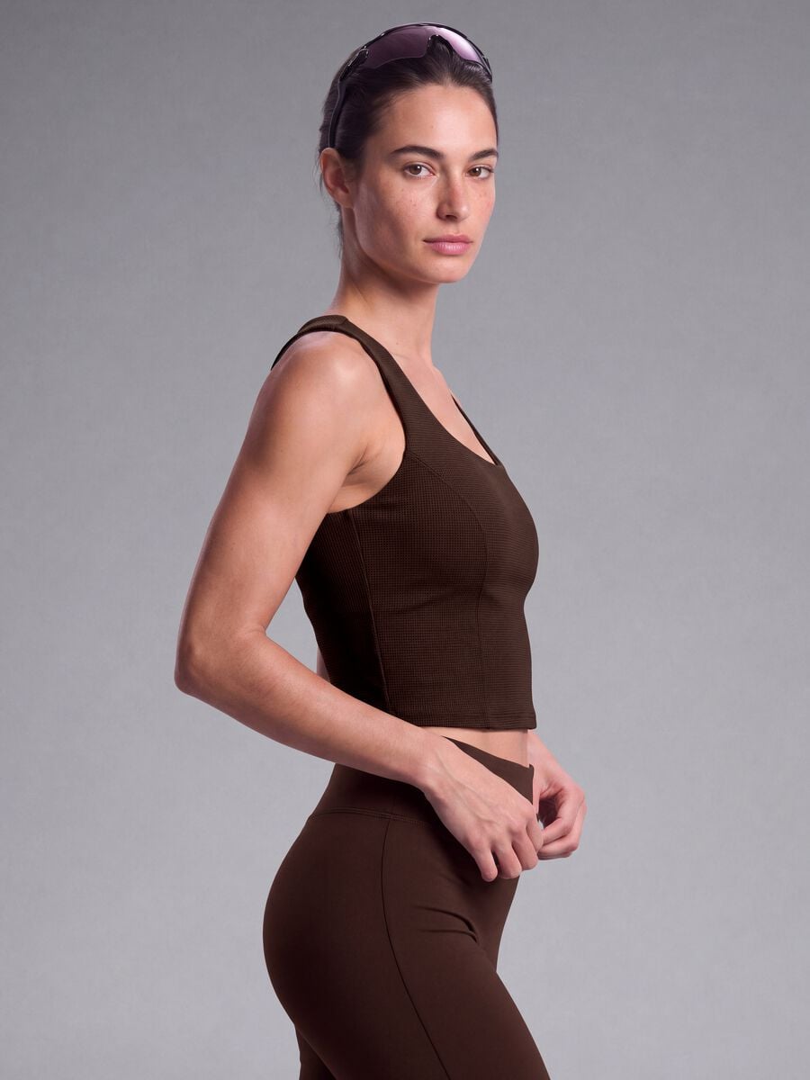 Top crop marrone in tessuto elasticizzato_1