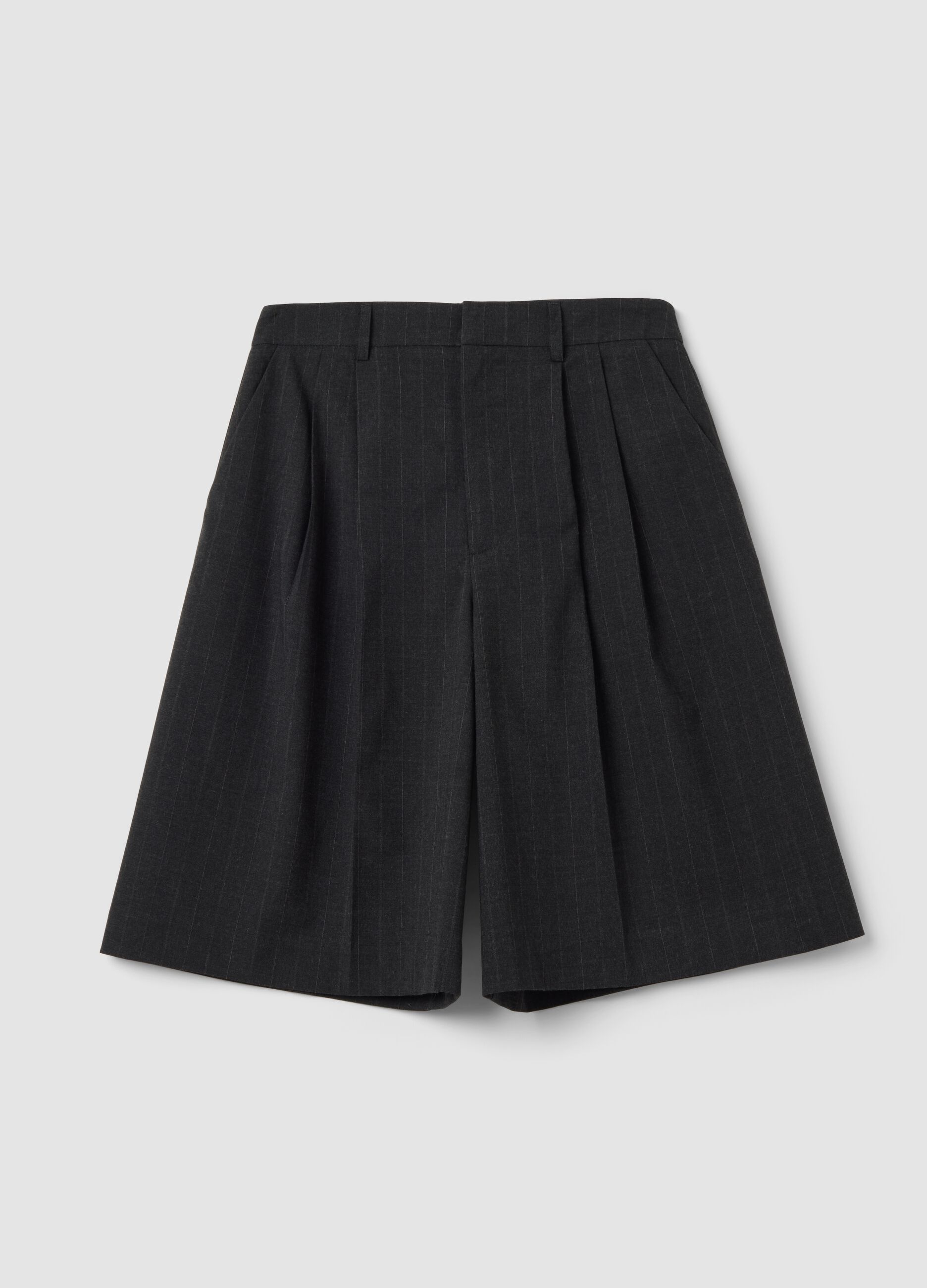 Grey wide-leg stretch viscose Bermuda shorts