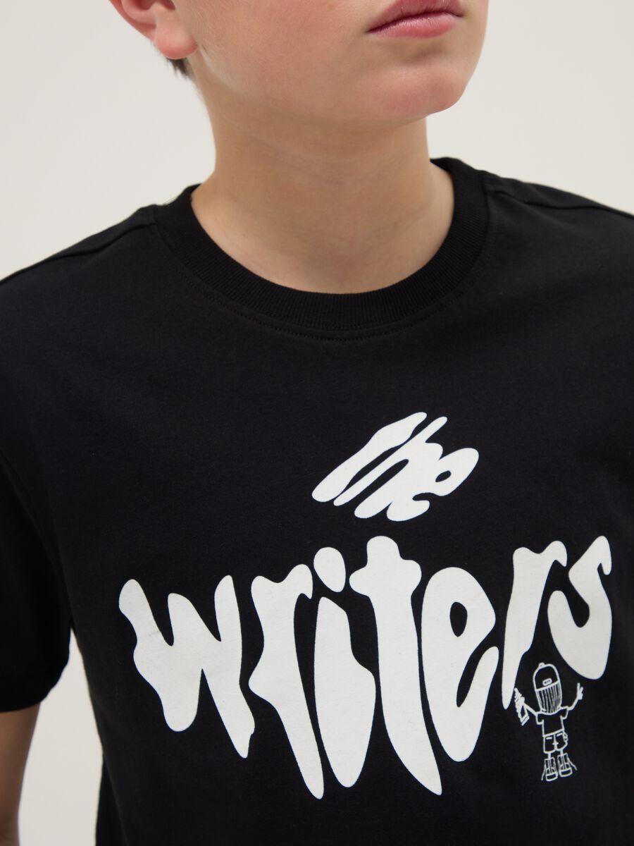 Regular fit boys' black pure cotton T-shirt with lettering_2