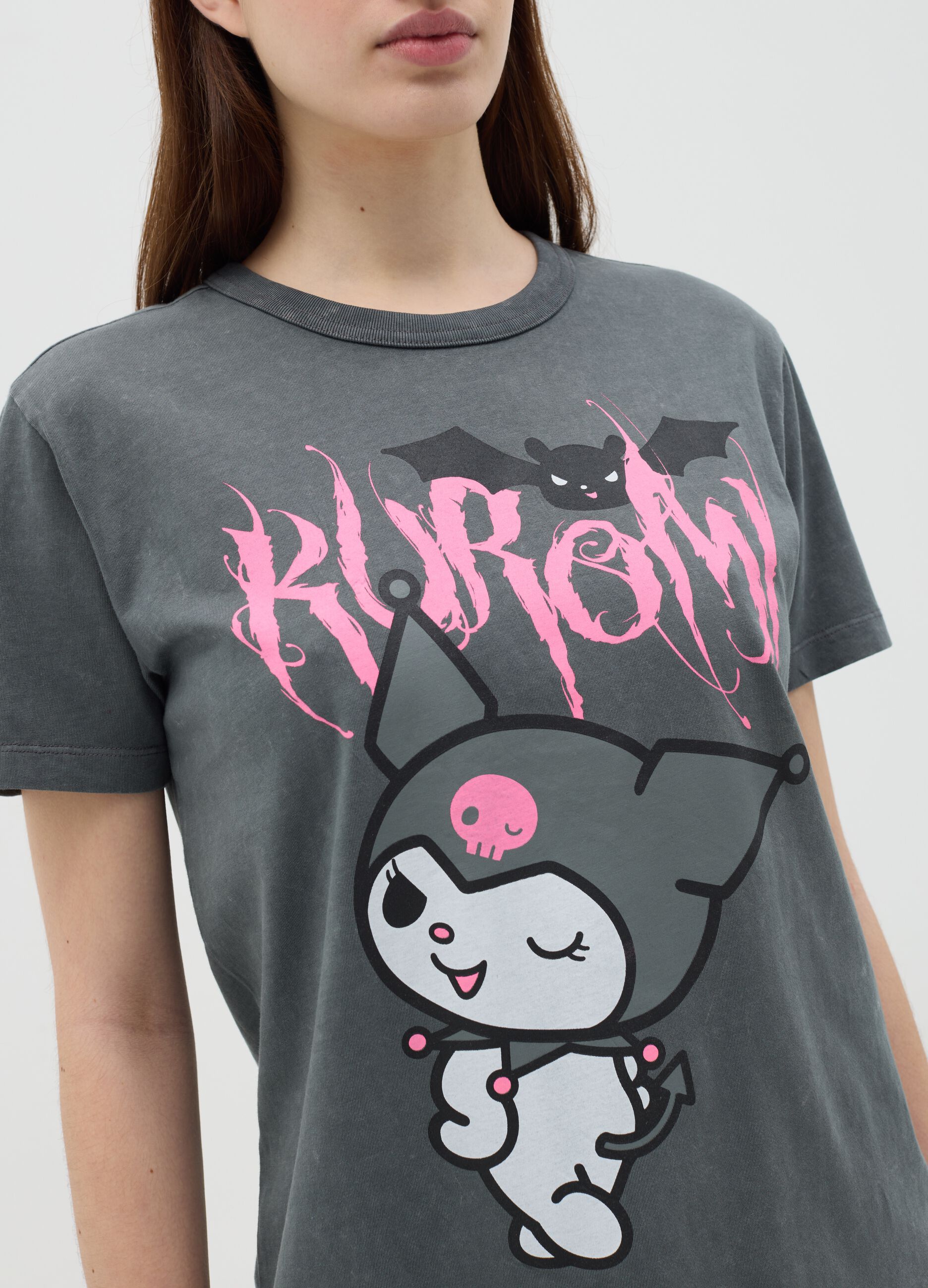 Black cotton T-shirt with Kuromi print