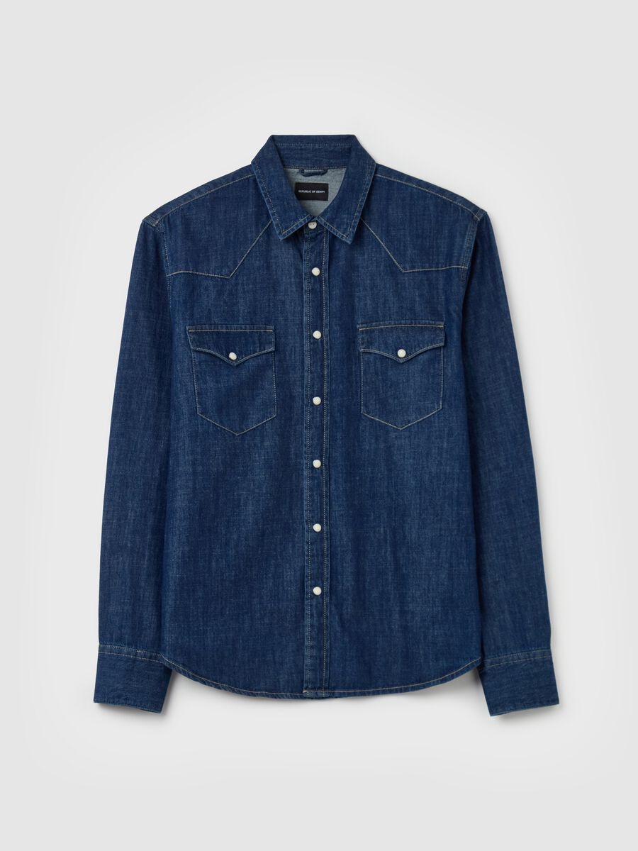 Denim shirt with pockets_4