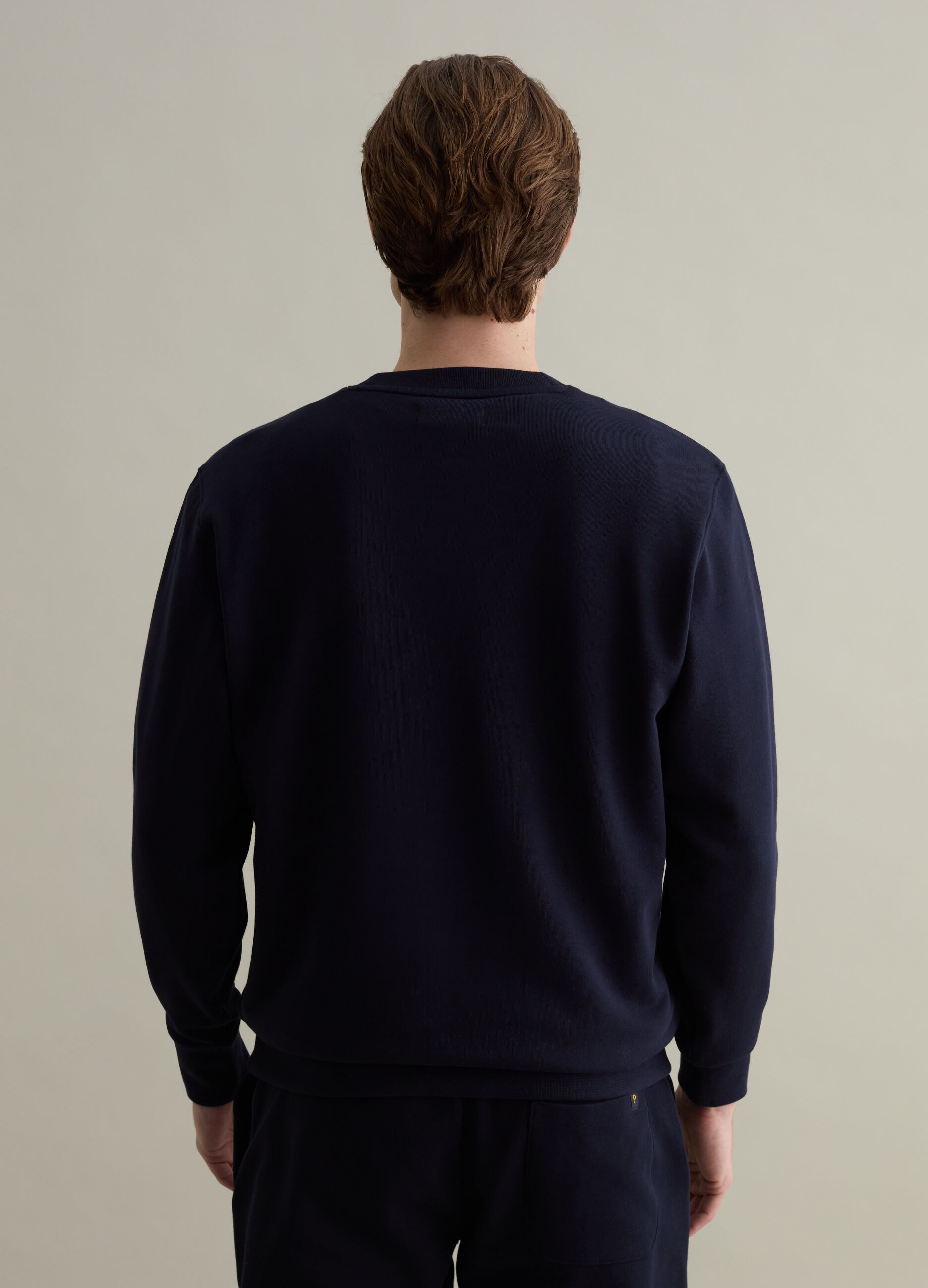 Sweatshirt with round neck and stitched detail
