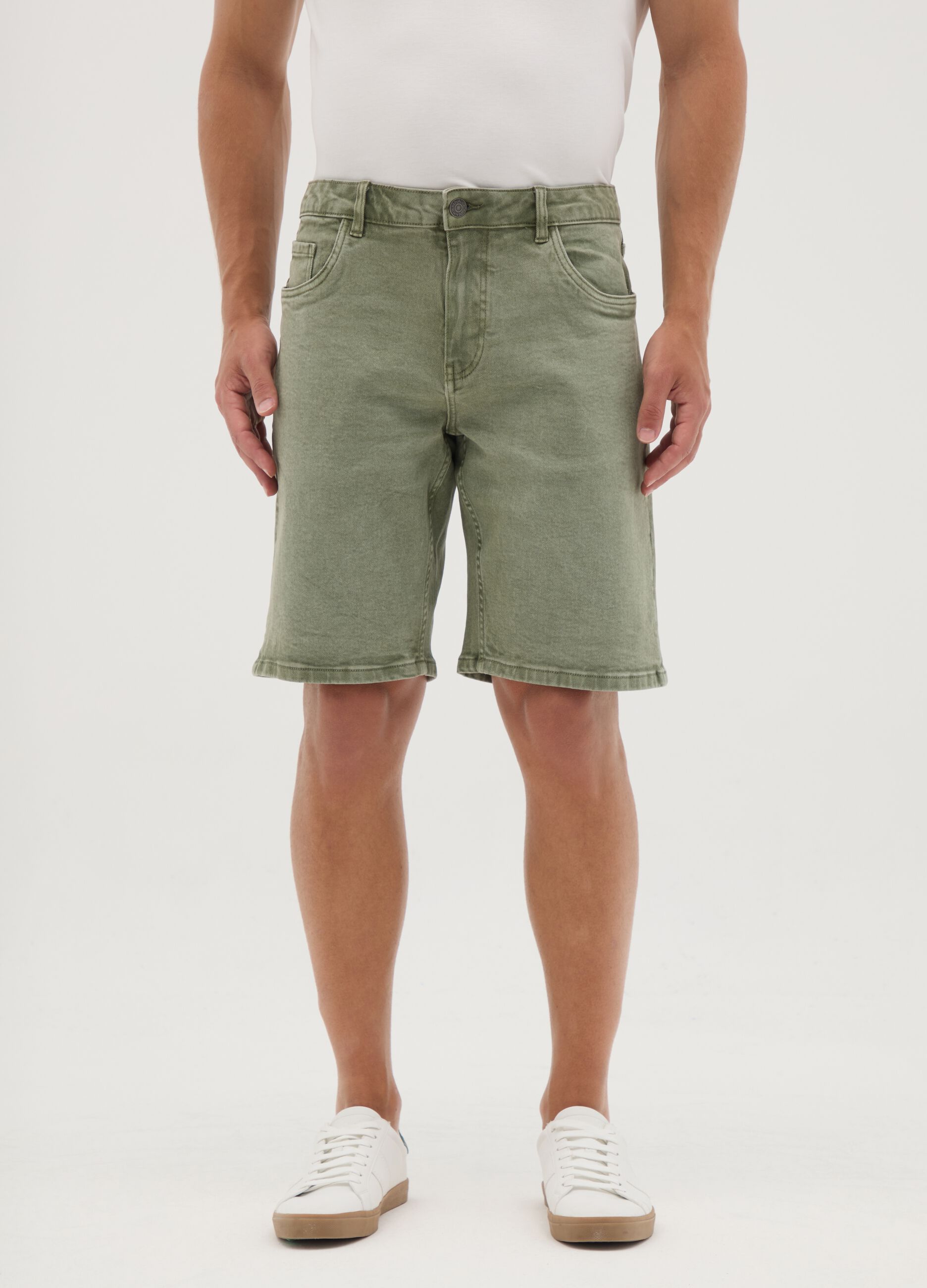 Bermuda da uomo in denim verde regular fit
