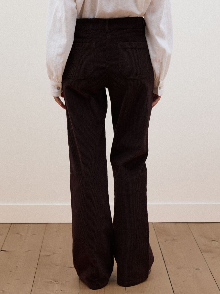 Brown flared ribbed stretch-cotton trousers_2