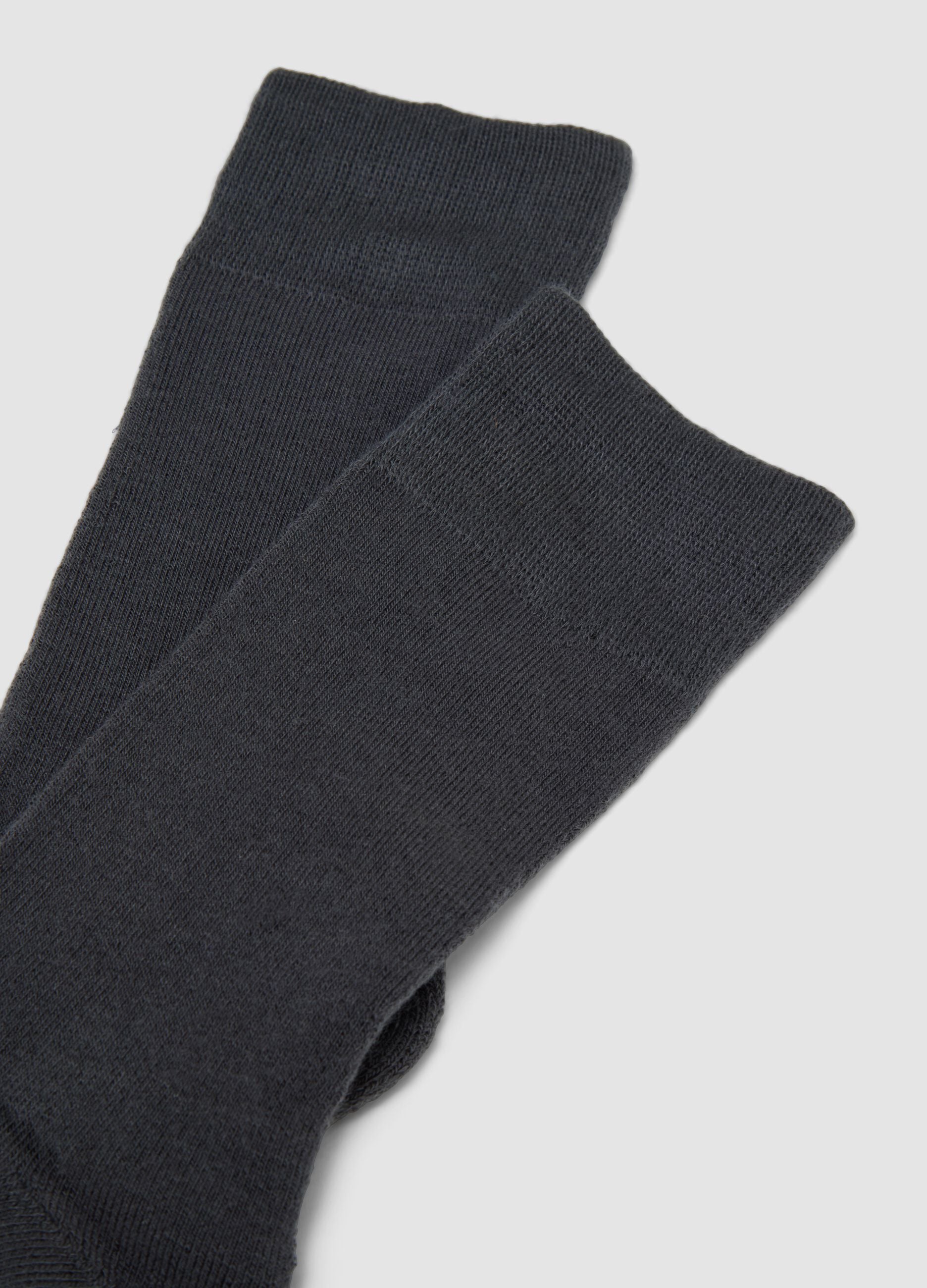 Pack of 2 grey mid-calf socks in stretch fabric