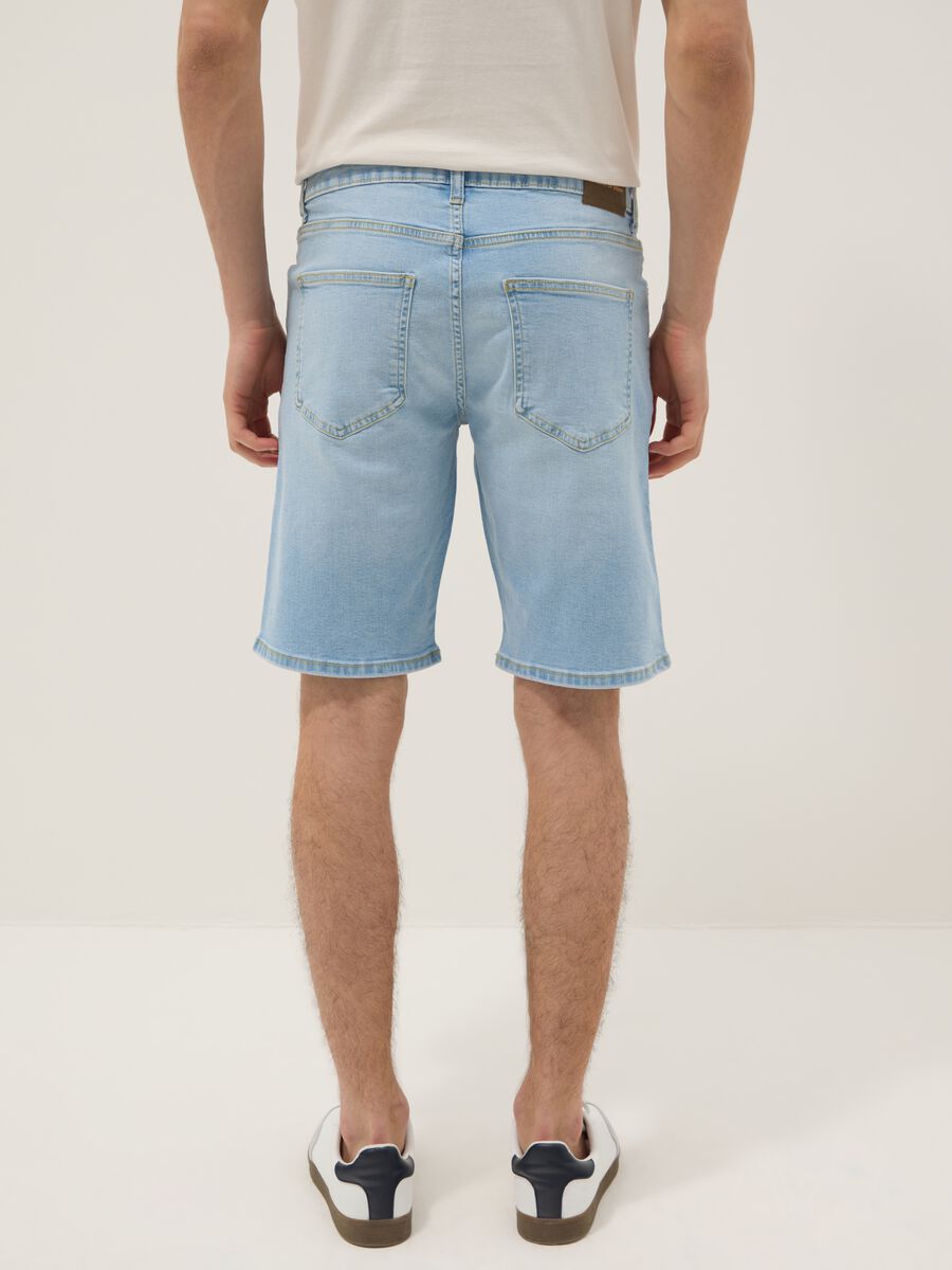 Light blue stretch cotton bermuda shorts_2
