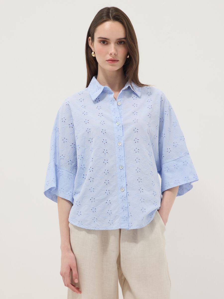 Camicia azzurra traforata in puro cotone regular fit_1