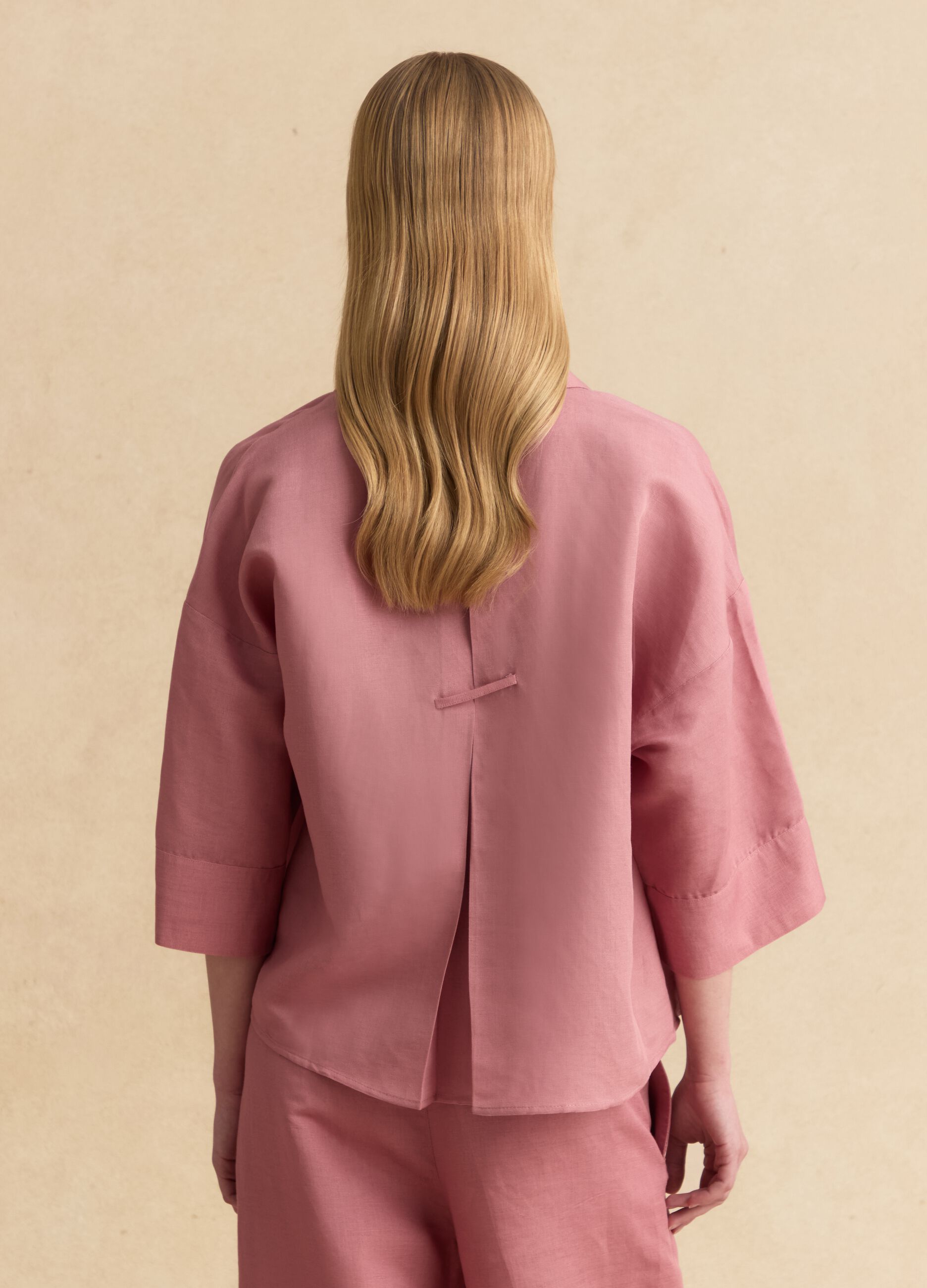 Pink linen-viscose blend shirt with oversized fit