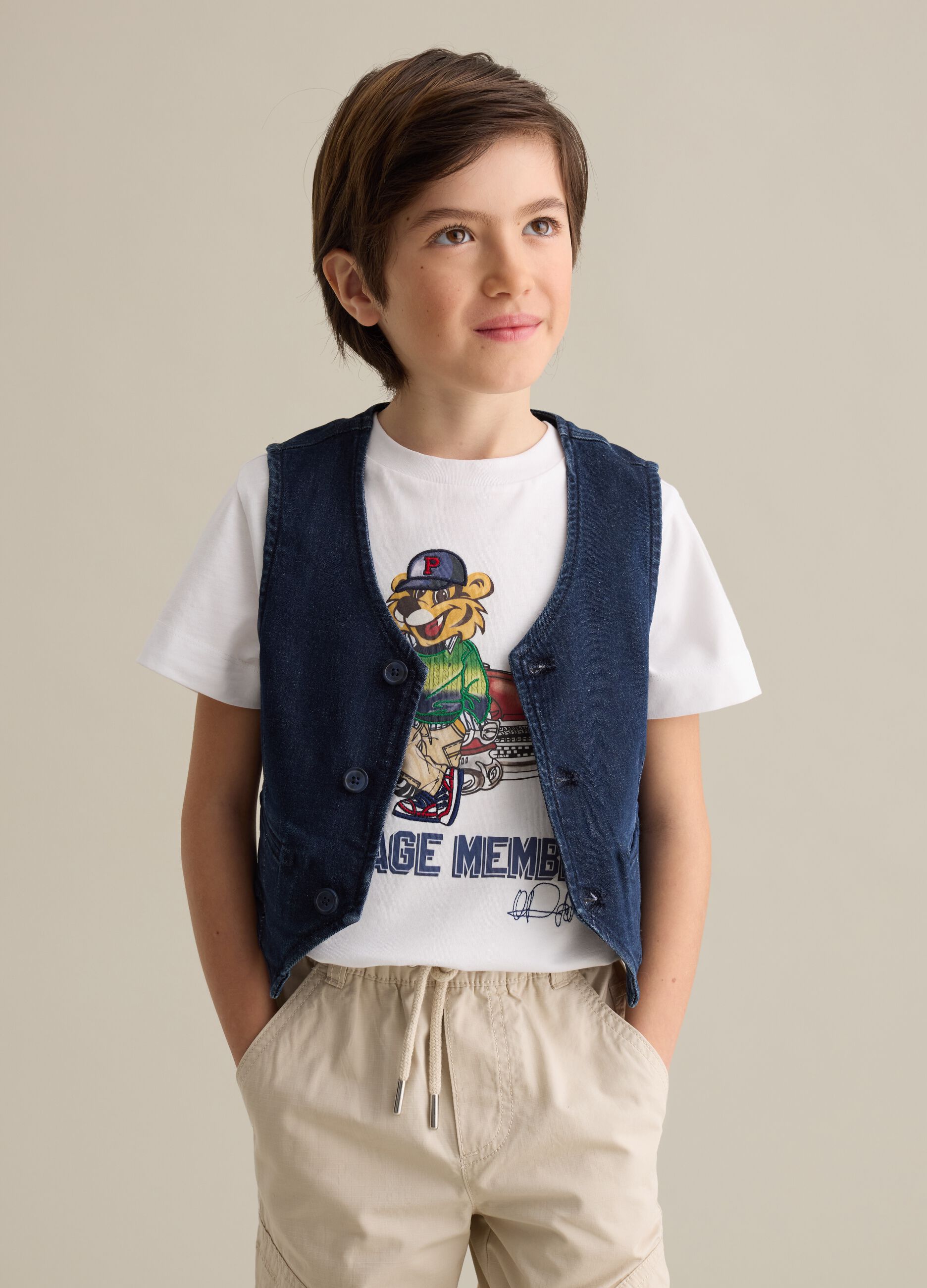 Blue gilet in stretch denim