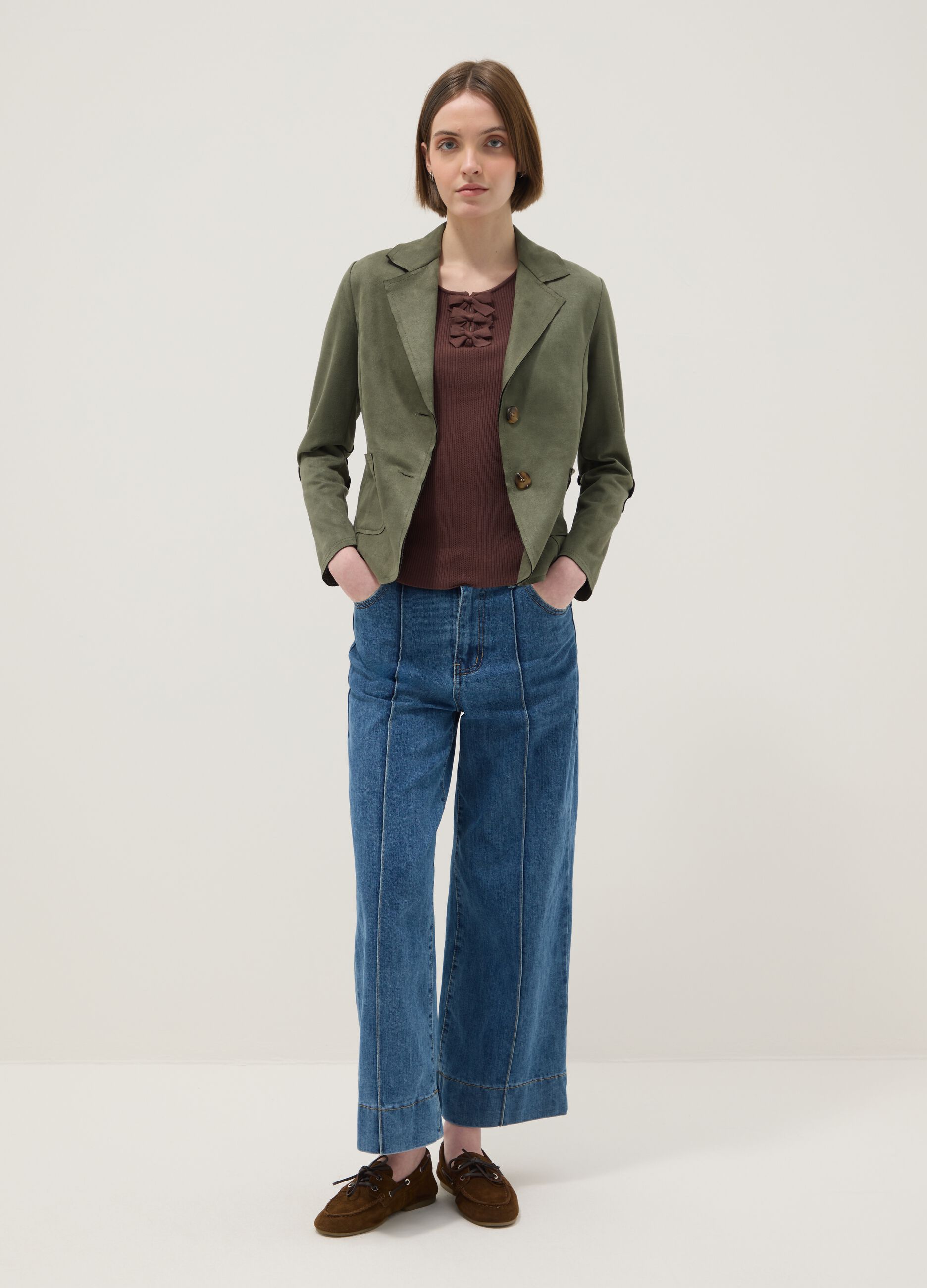 Green Lightweight Regular Fit Jacket with Pockets