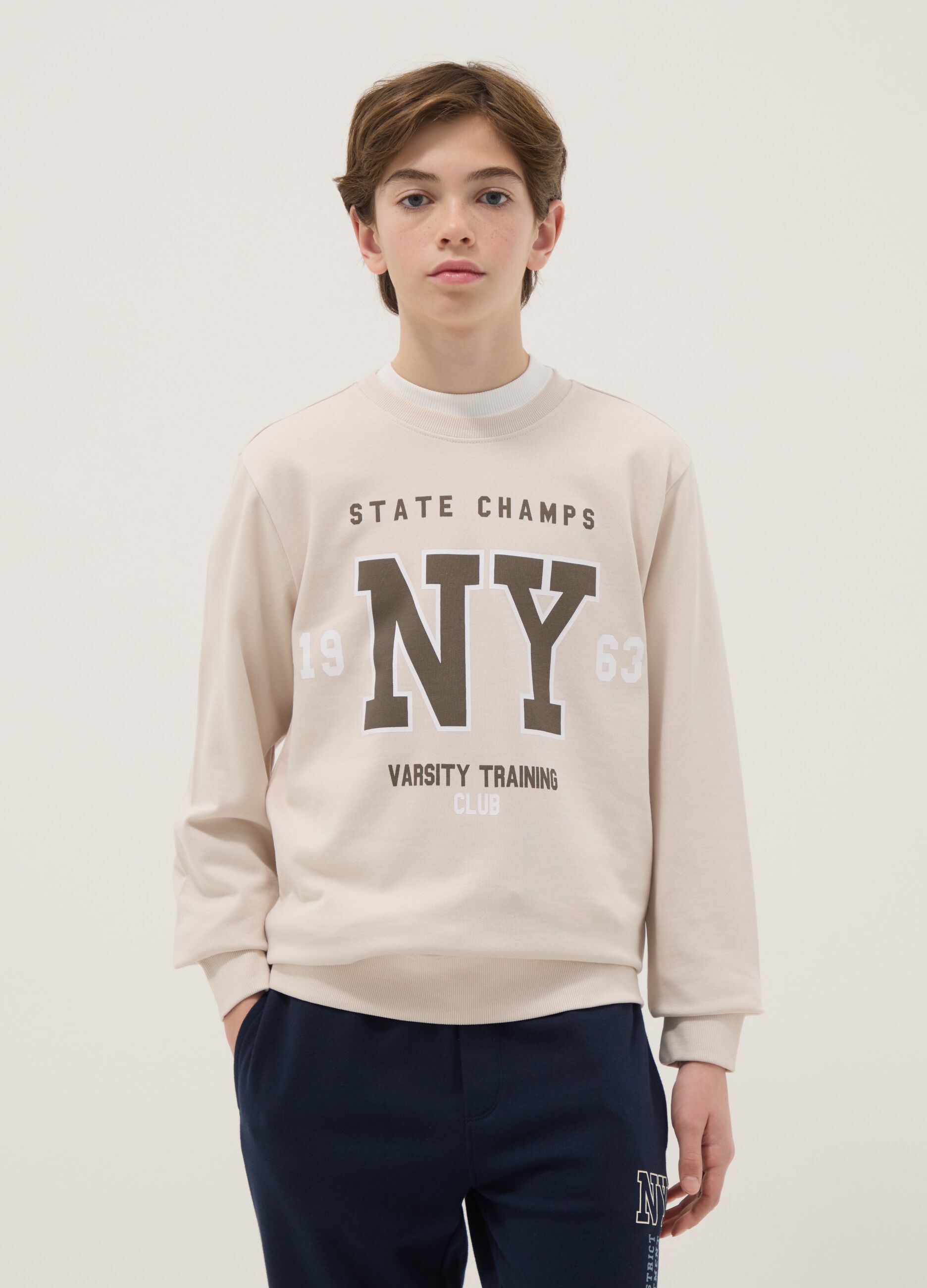 Beige crew-neck sweatshirt for boys in pure cotton regular fit with print