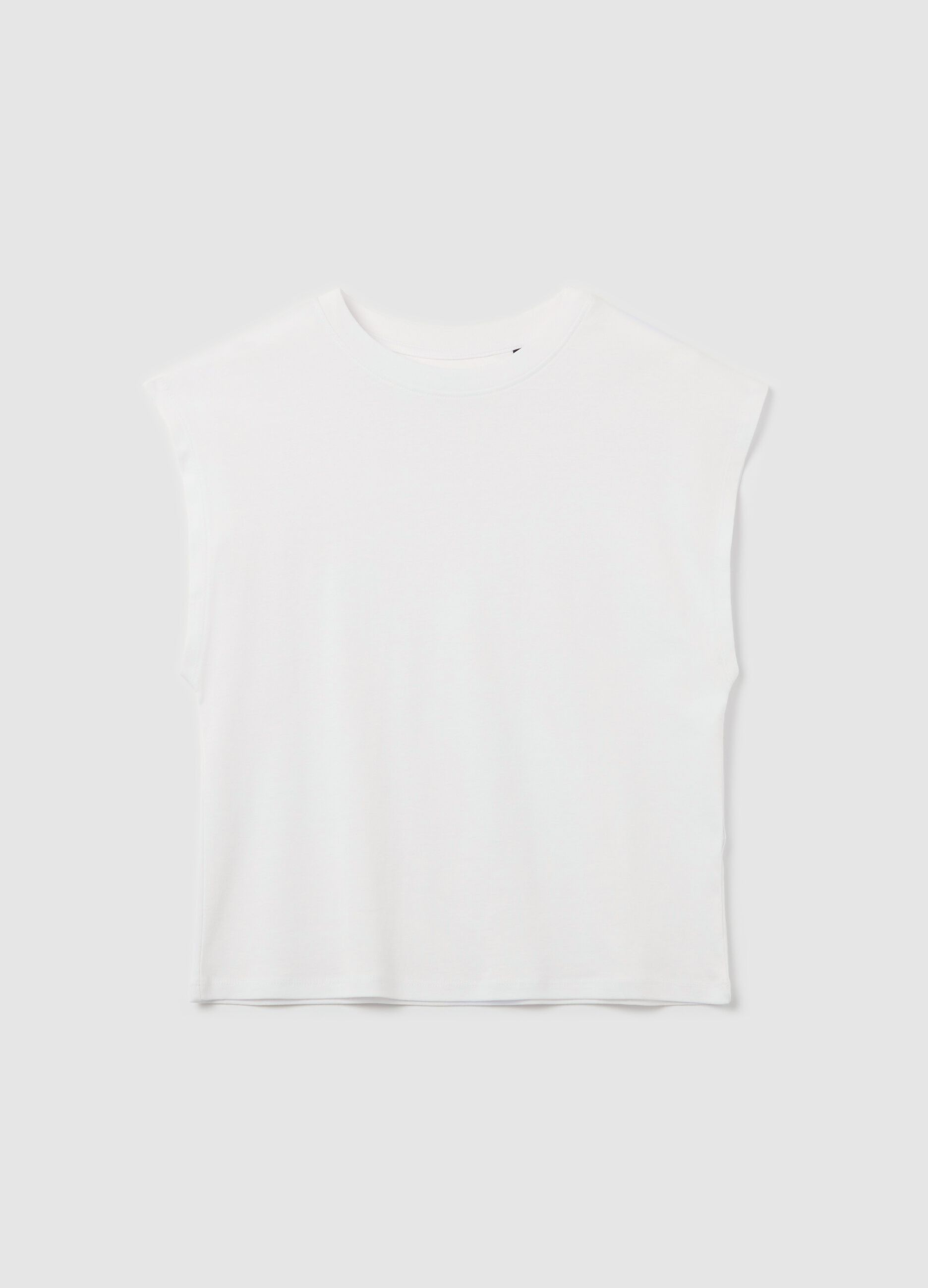 T-shirt with kimono sleeves