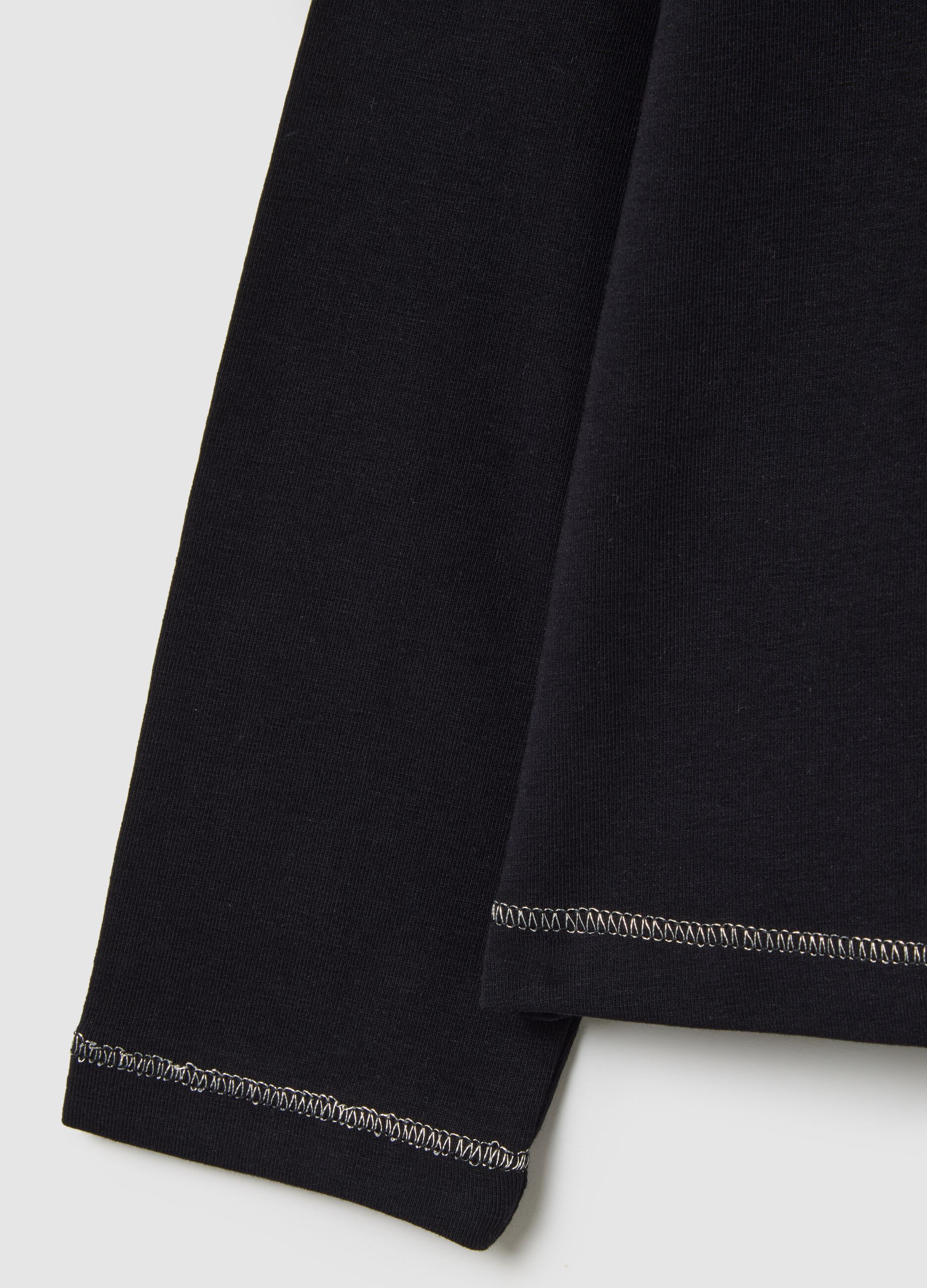 Maglietta da bambina in cotone elasticizzato nera regular fit