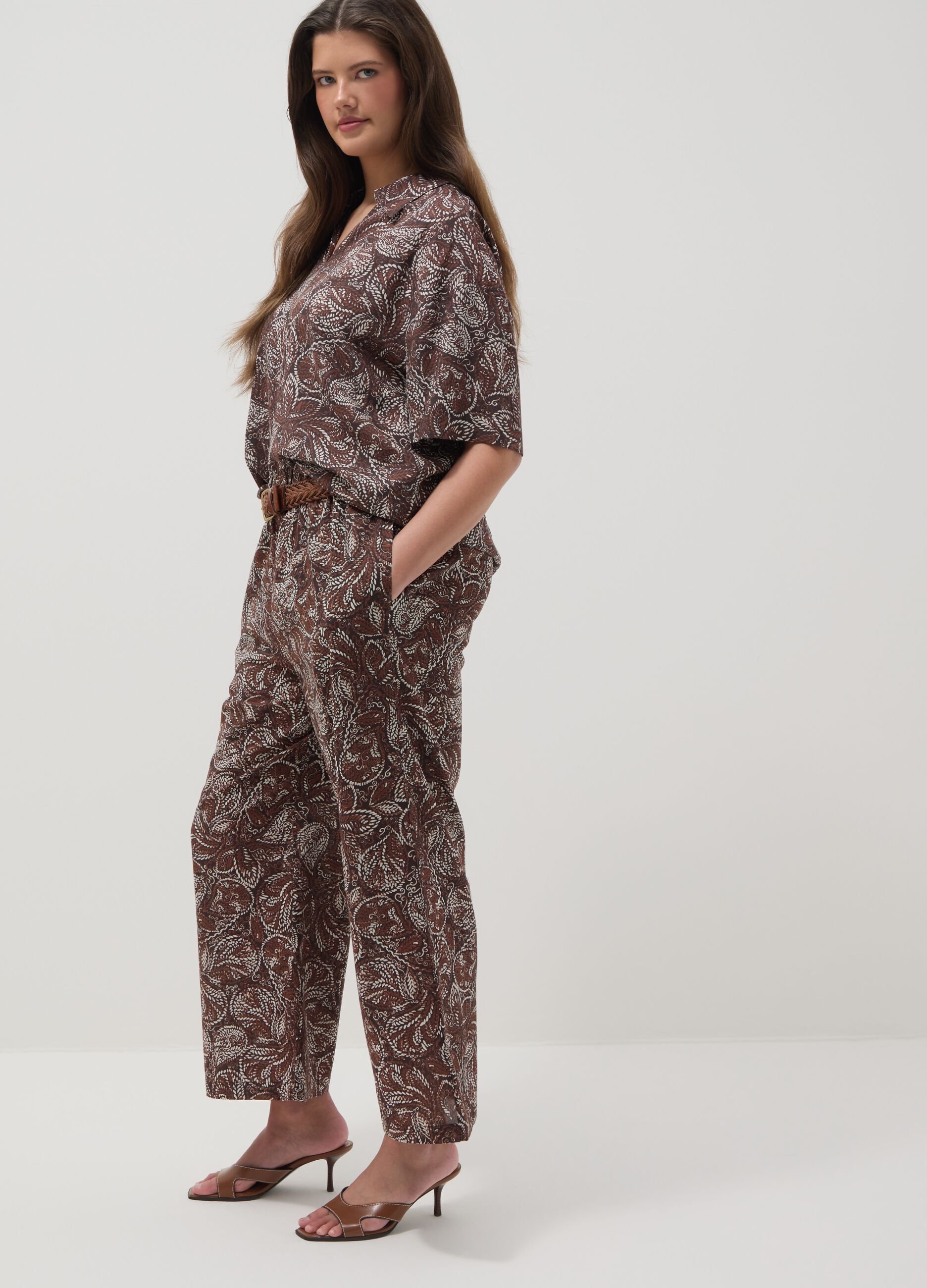 Brown wide-leg trousers in pure cotton