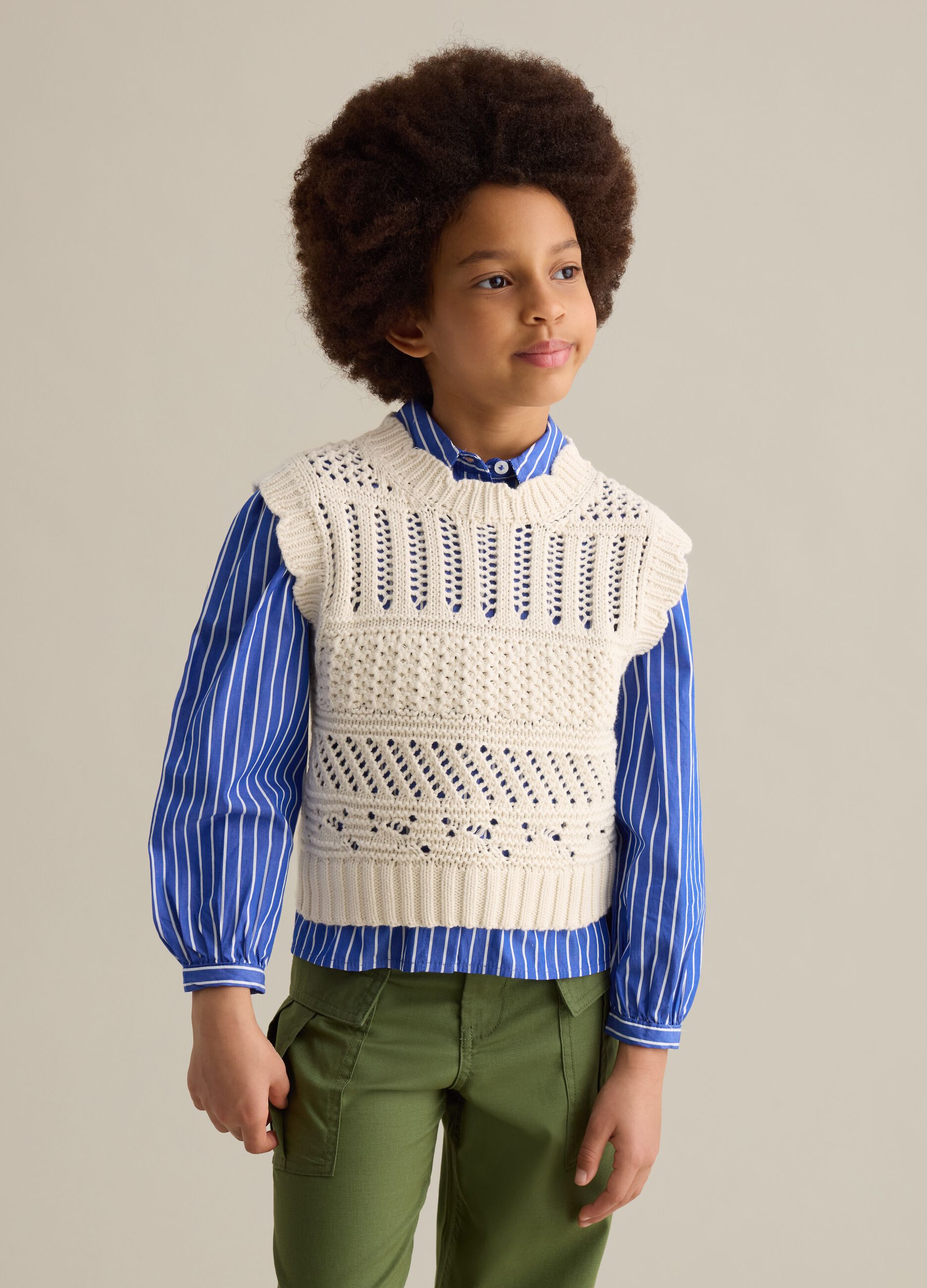 Gilet in cotone con lavorazione traforata