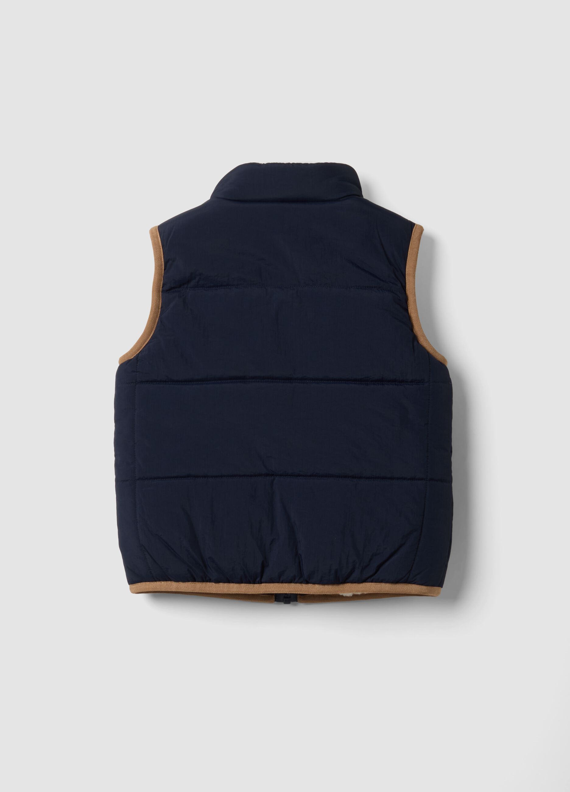 Gilet blu imbottito con zip e bordi a contrasto