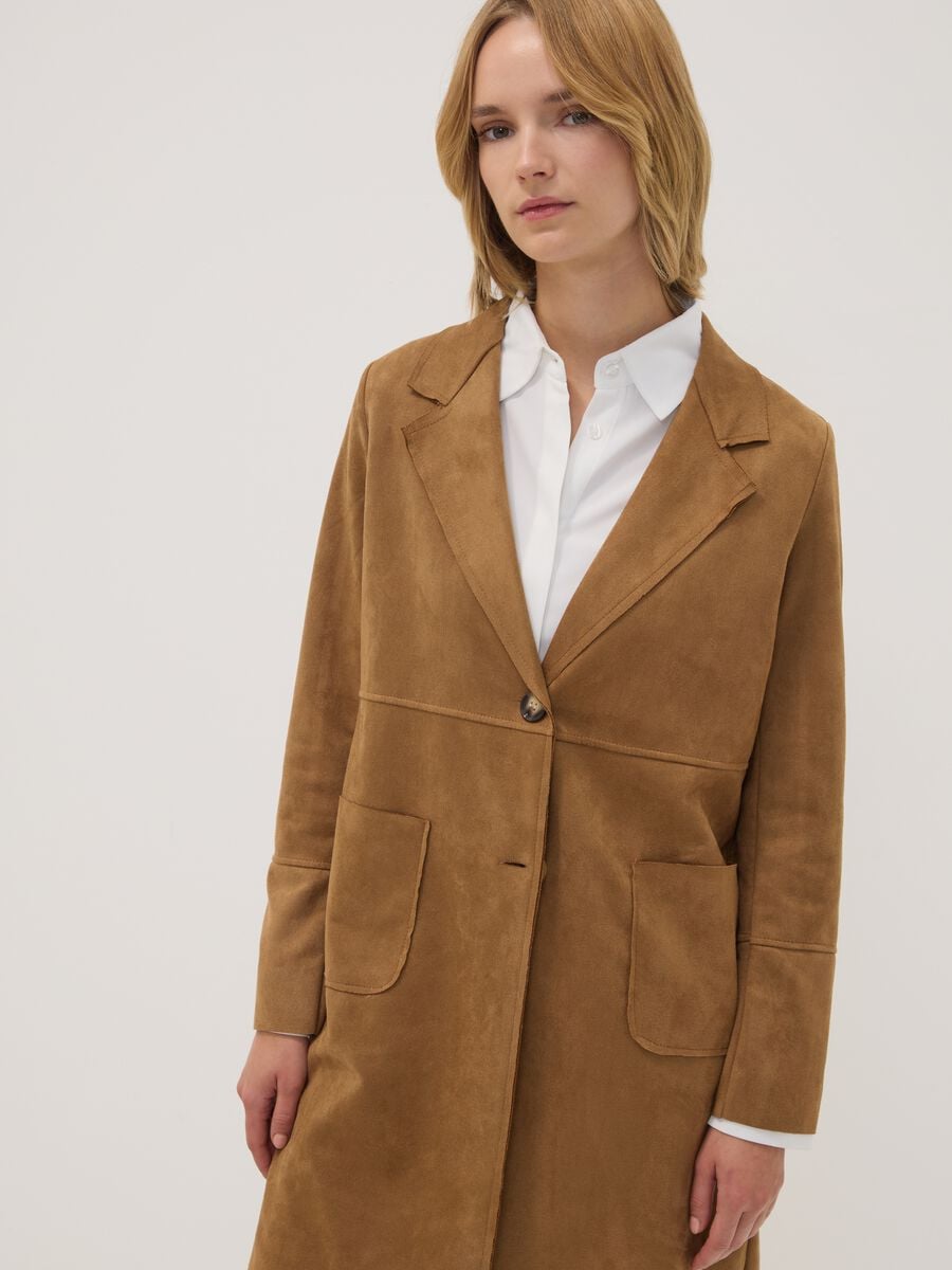 Brown Ultralight regular-fit jacket with lapels and two pockets_1