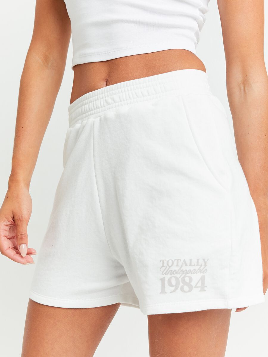Fleece shorts with lettering print_2