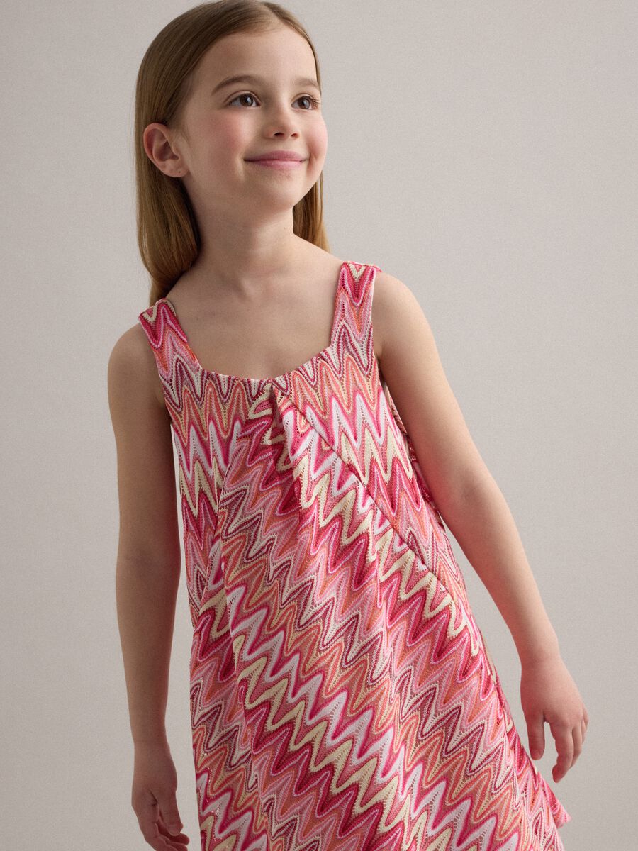 Pink sleeveless dress with wave print_0