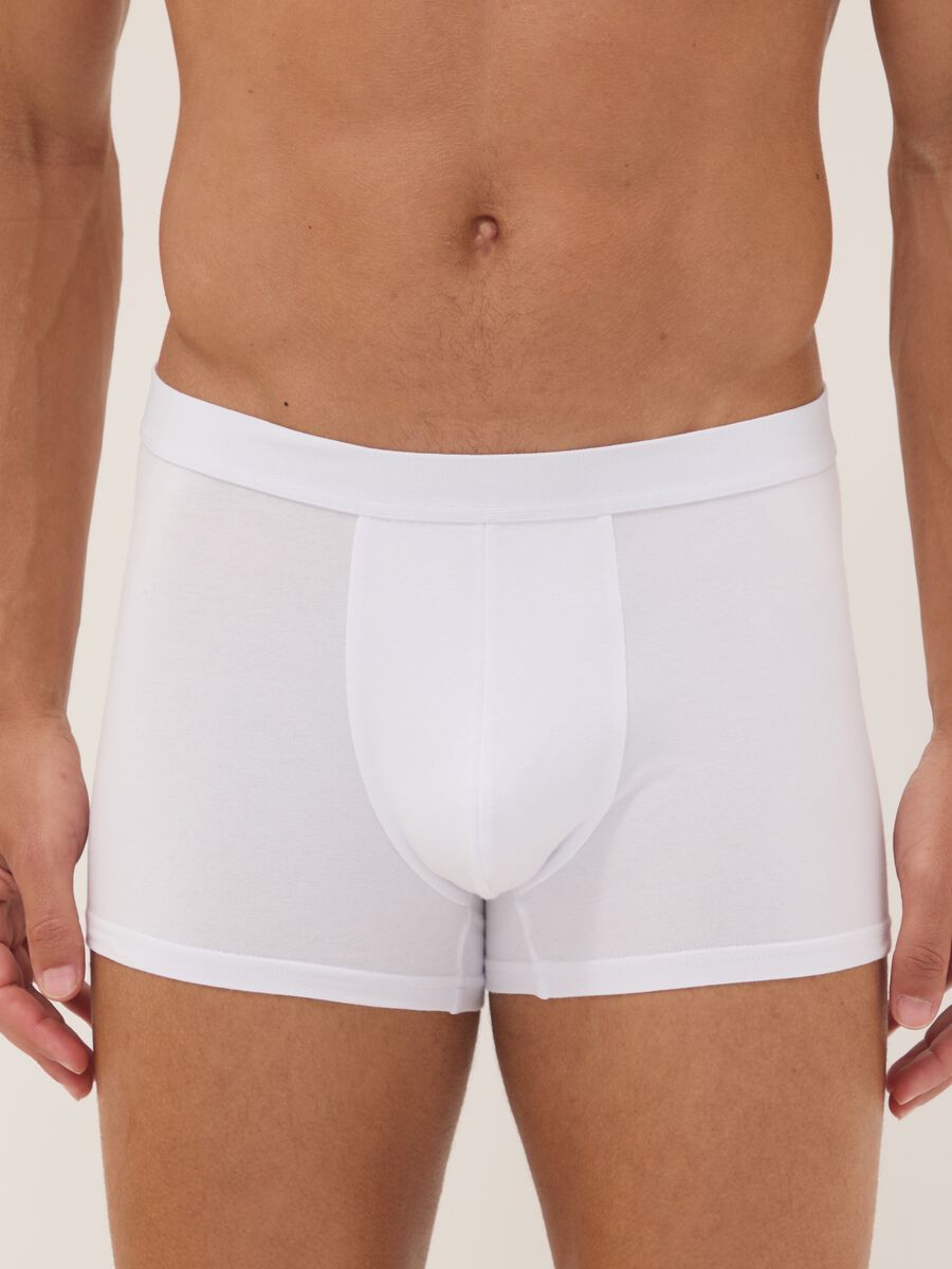 Multipack di cinque boxer bianchi in cotone organico elasticizzato_1