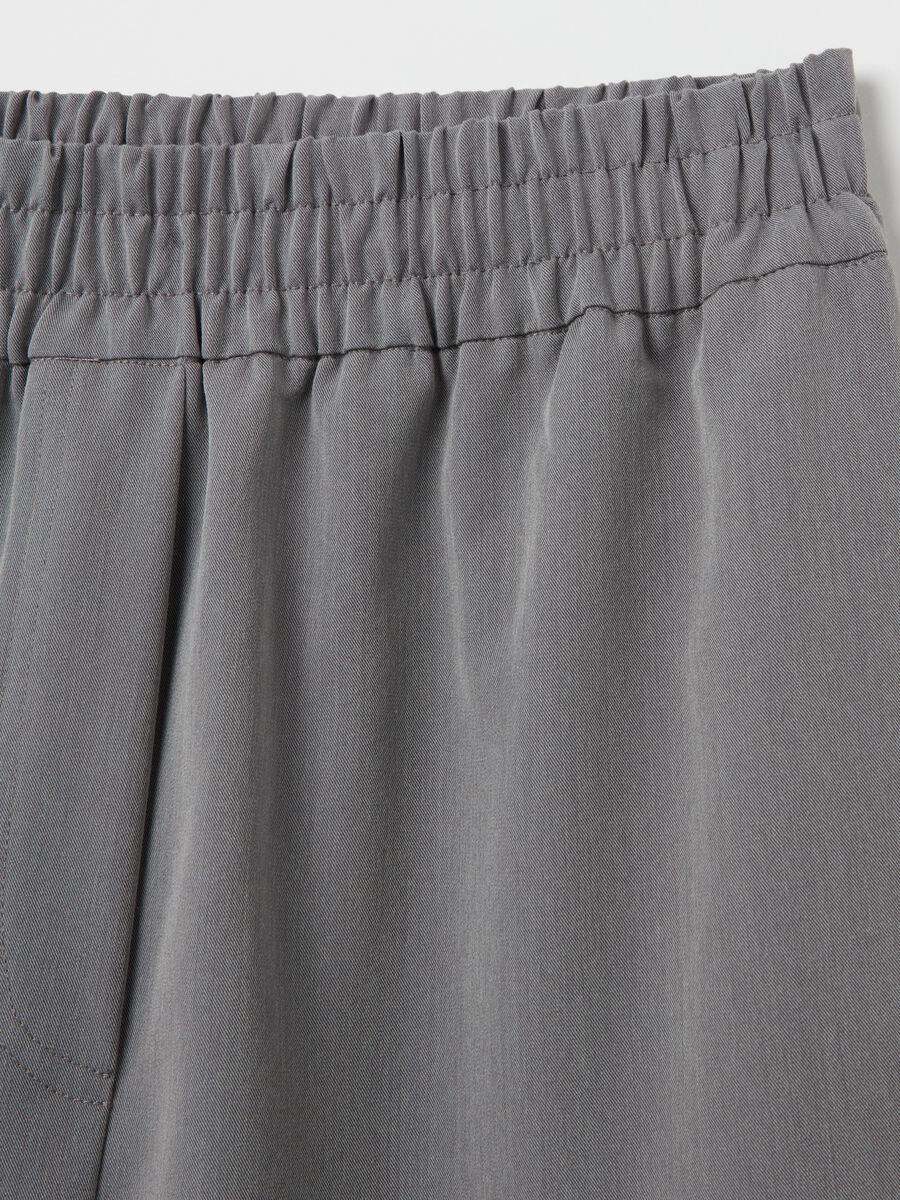 Fluid tailored trousers_5