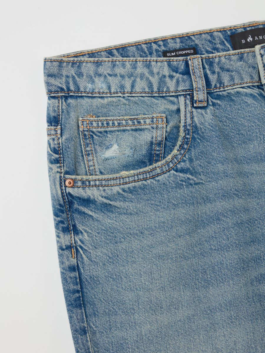 Slim-fit jeans with five pockets_5