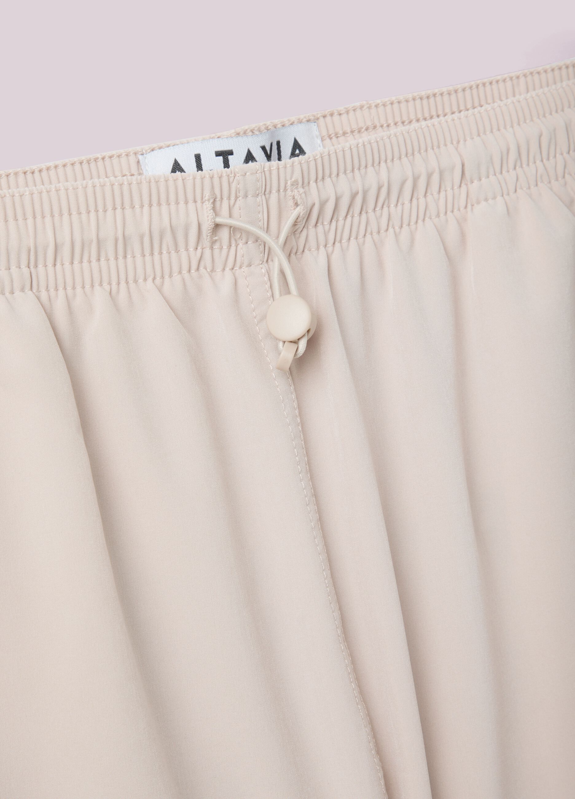 Fitness shorts in tessuto leggero ALTAVIA STUDIO 