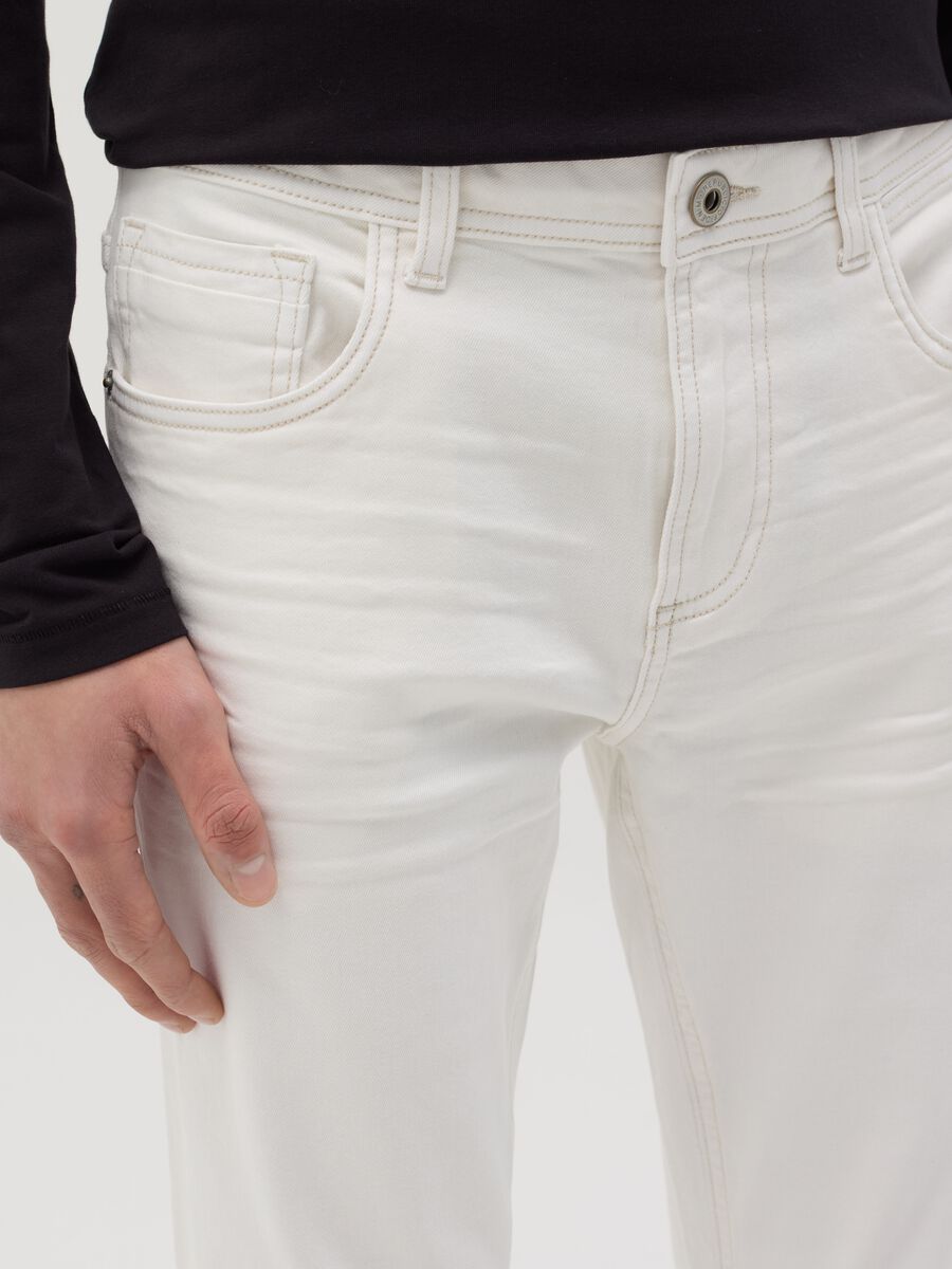 Skinny-fit jeans with five pockets_2