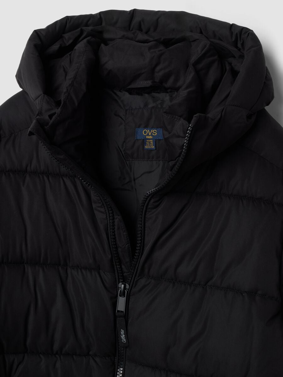 Black padded jacket with hood and zip_2