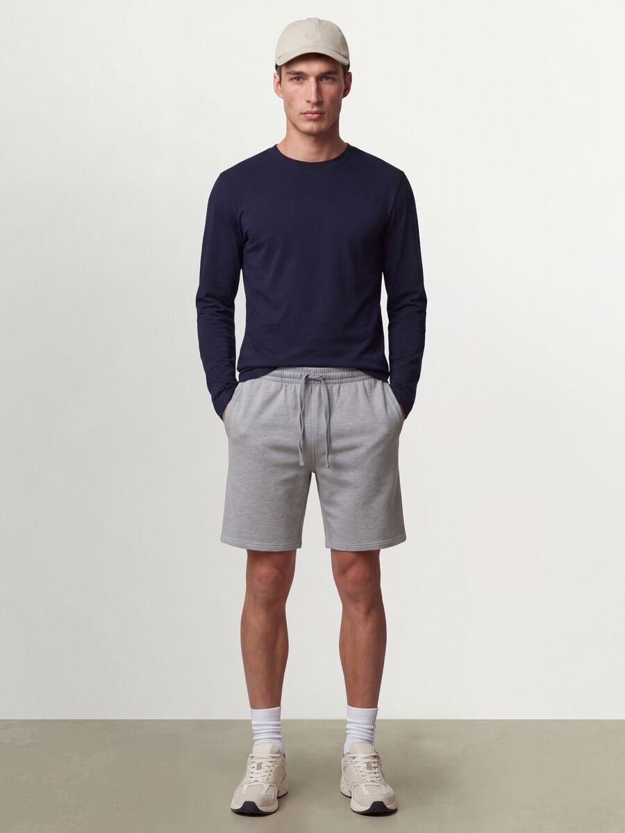 Grey cotton-blend shorts with elasticated waist, regular fit_0