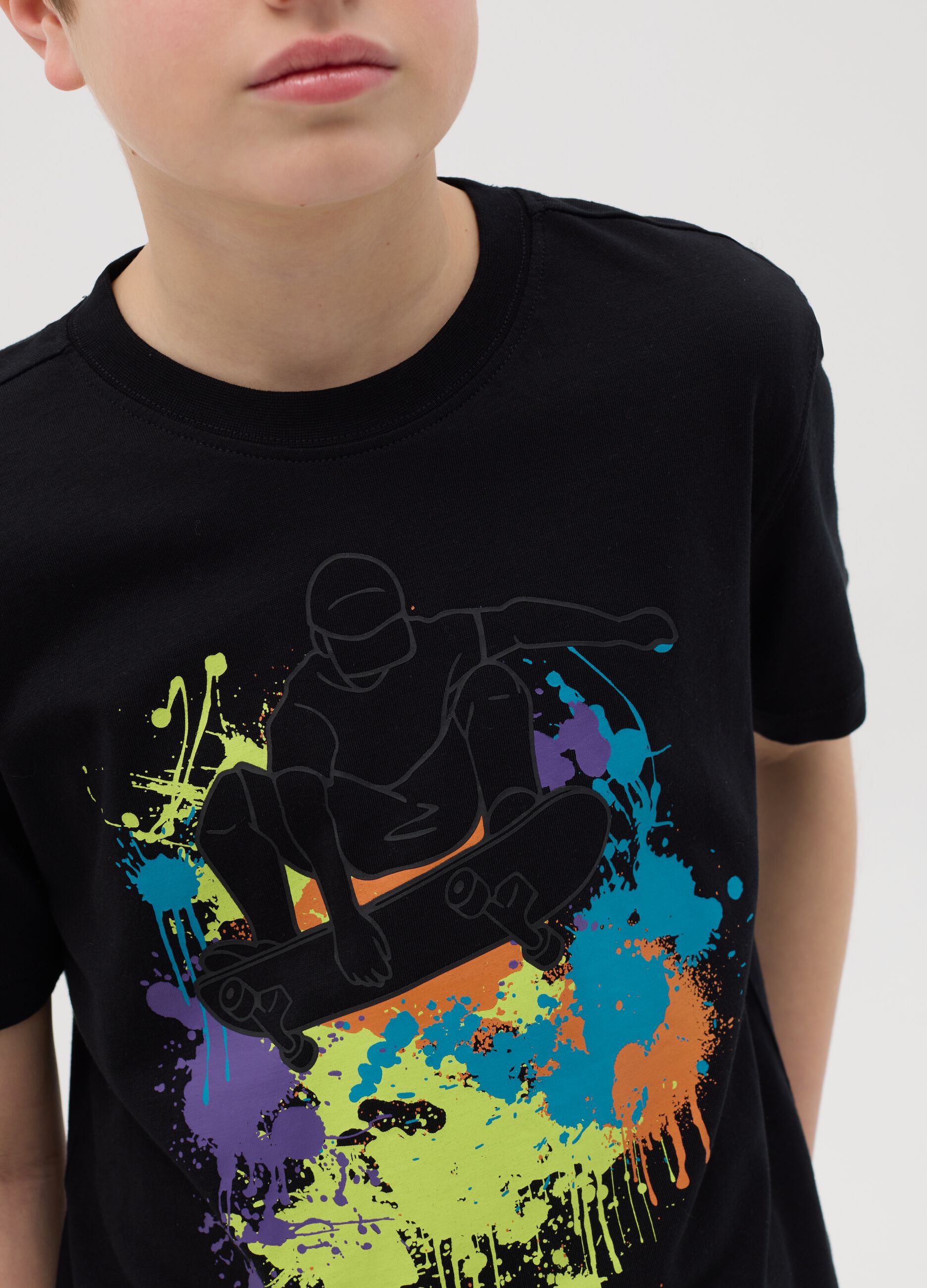 Cotton T-shirt with skater boy print