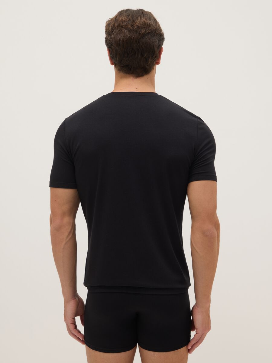 Black crew neck t-shirt in cotton blend regular fit_2