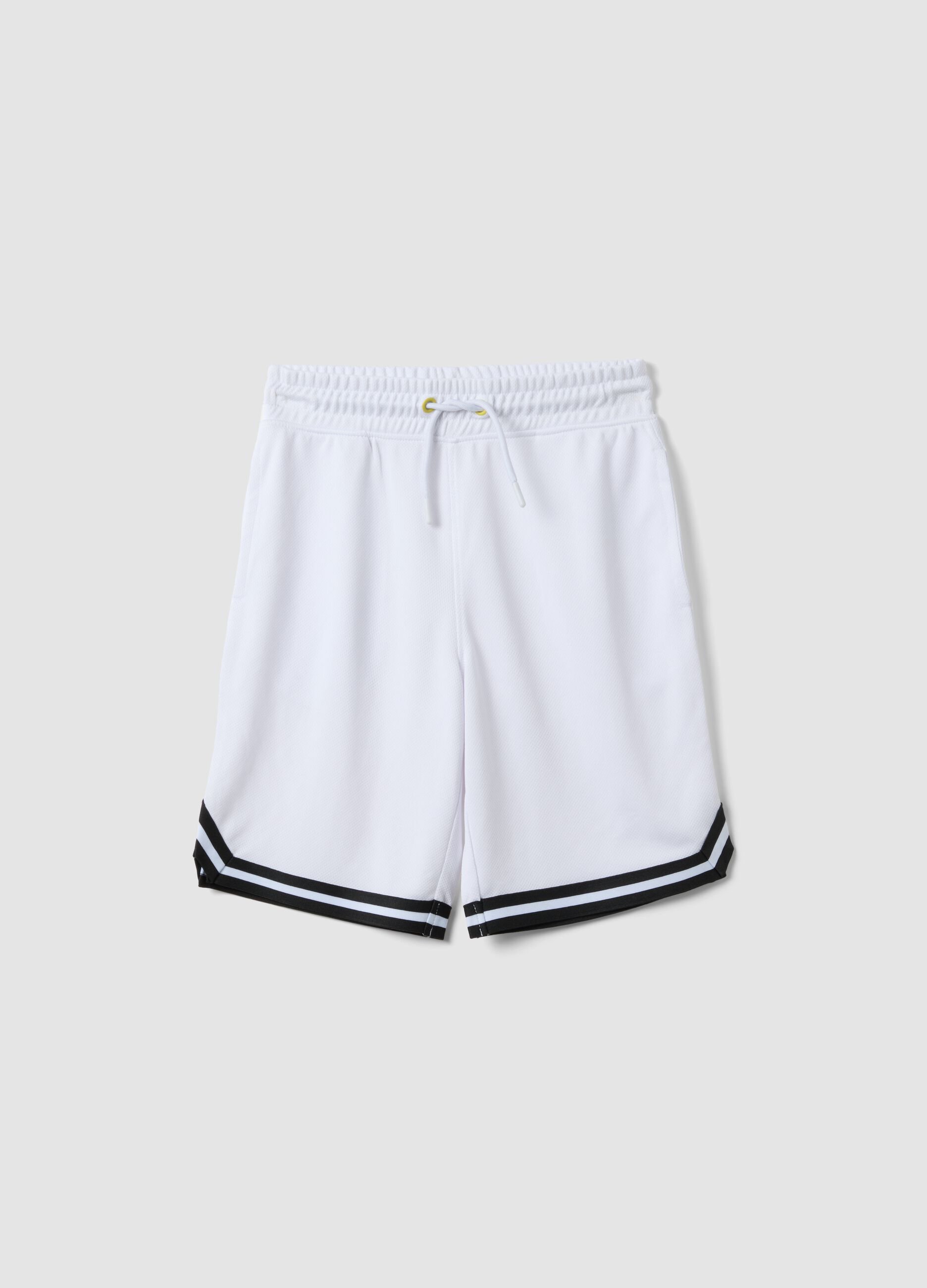 White shorts with elasticated waist
