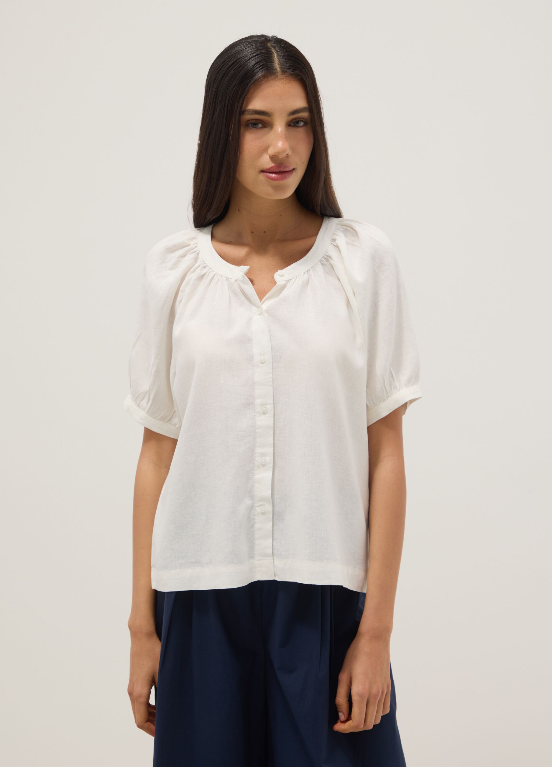 White linen blend regular fit shirt with Mandarin collar