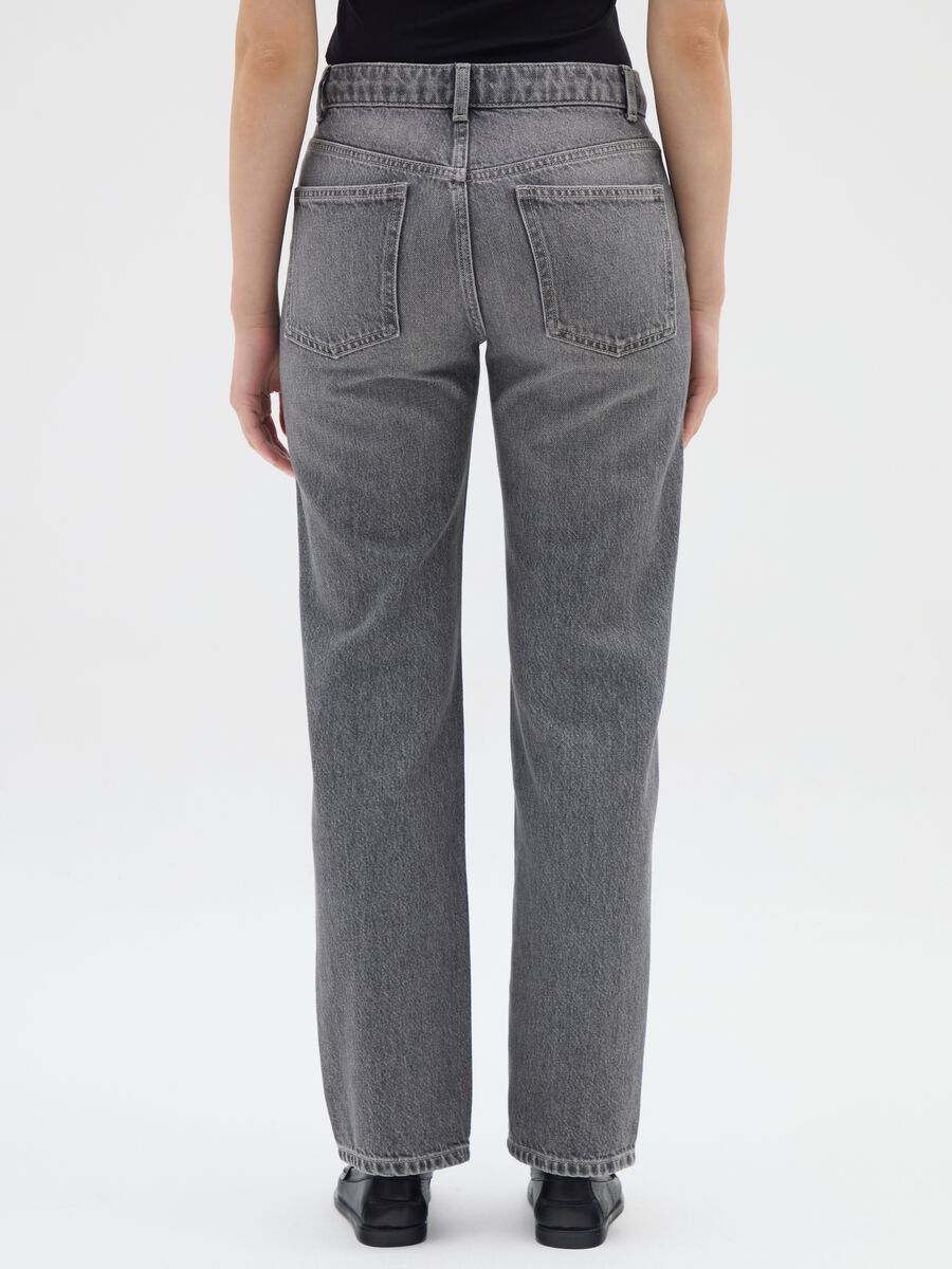 Grey Straight Denim Jeans_2