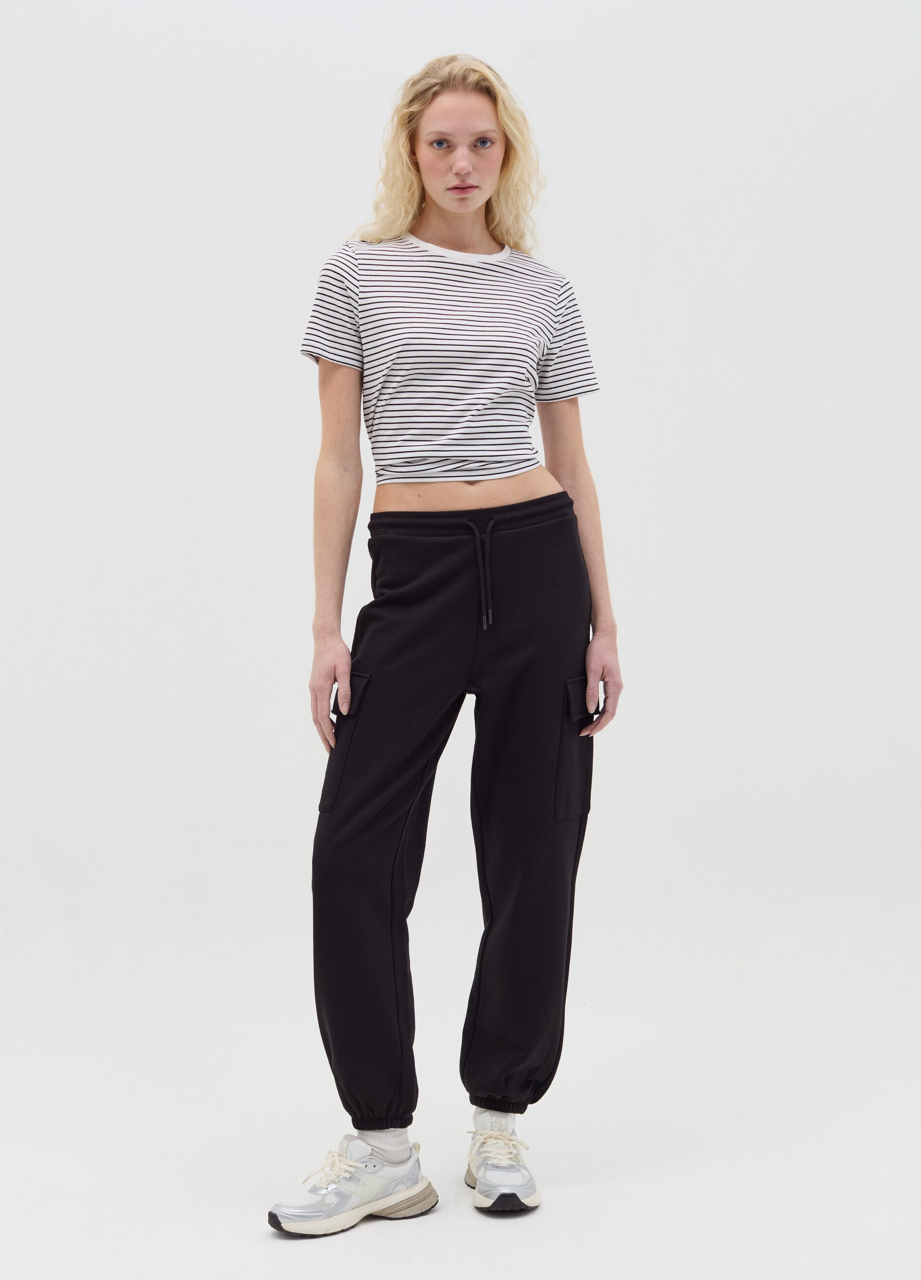 Cargo joggers in fleece with drawstring