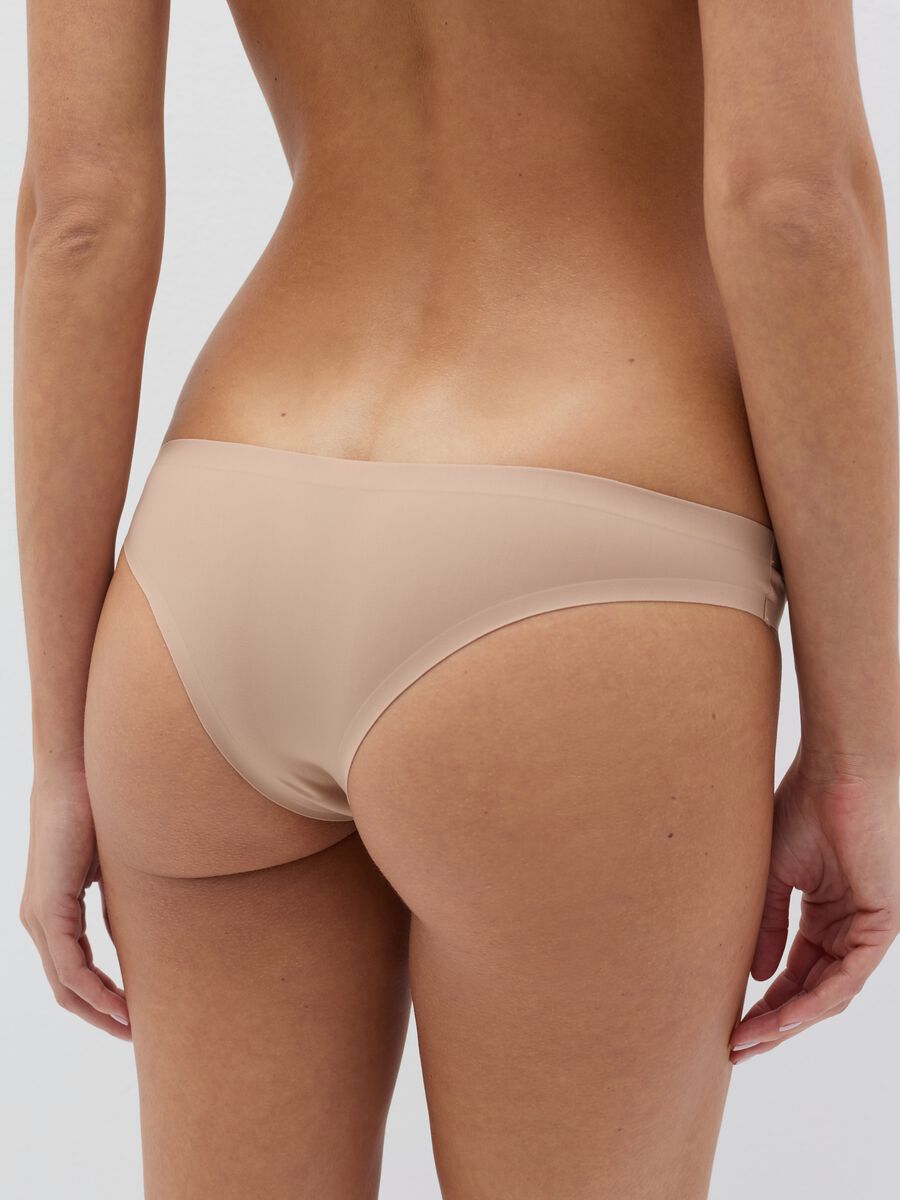 Two-pack Brazilian-cut briefs in seamless microfibre_2