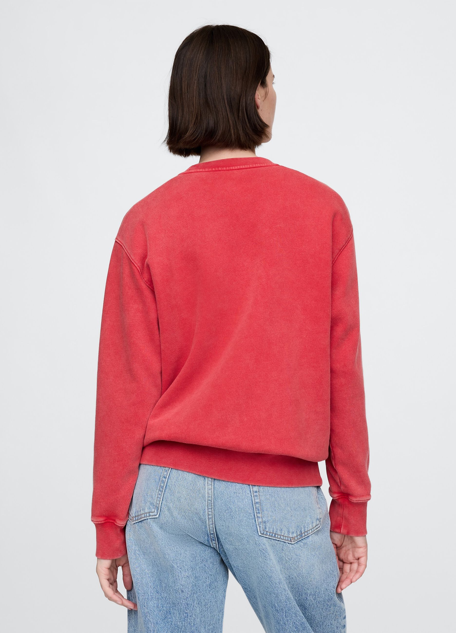 Red sweatshirt with Gap logo