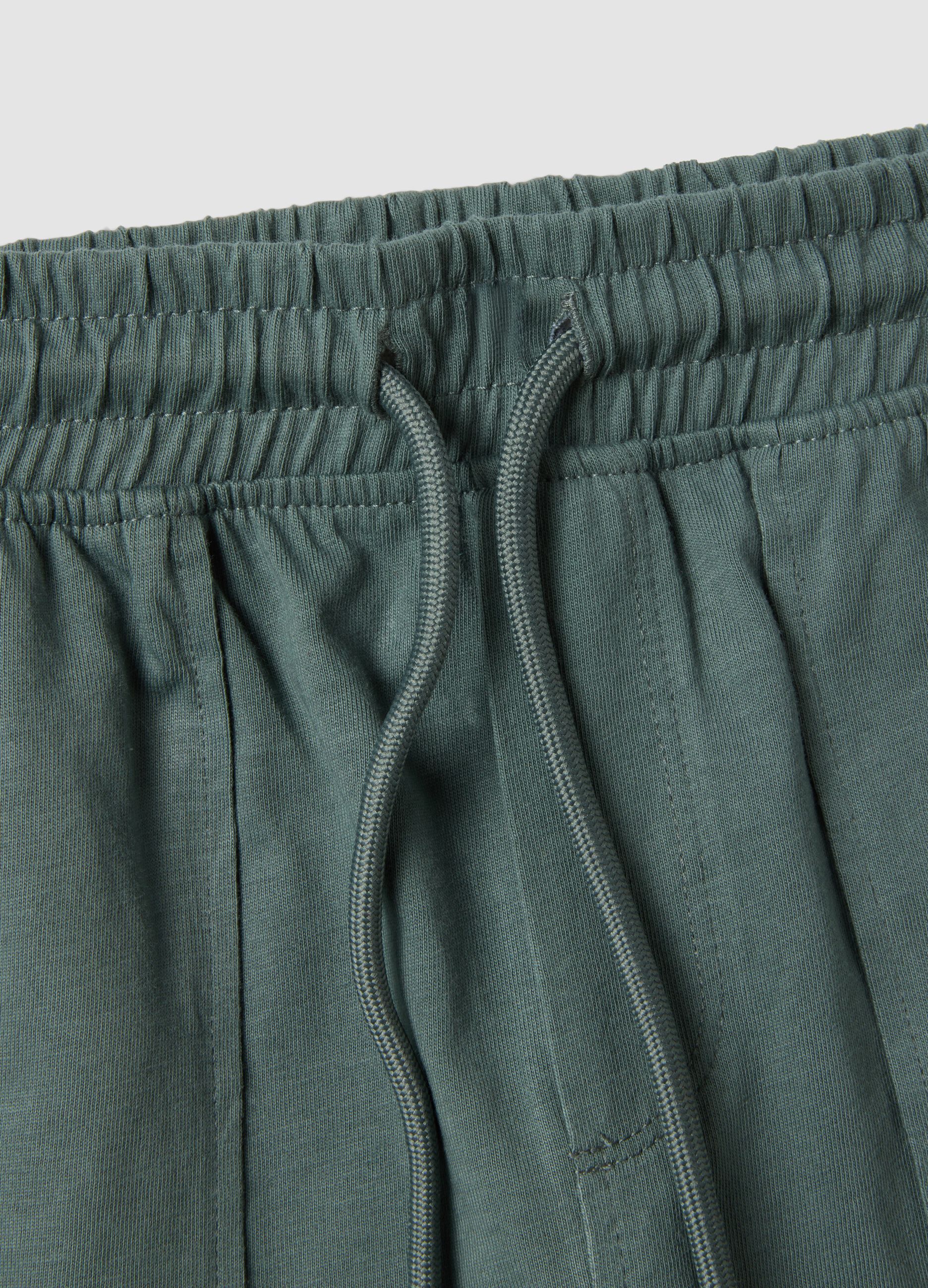 Green organic cotton shorts with elasticated waist